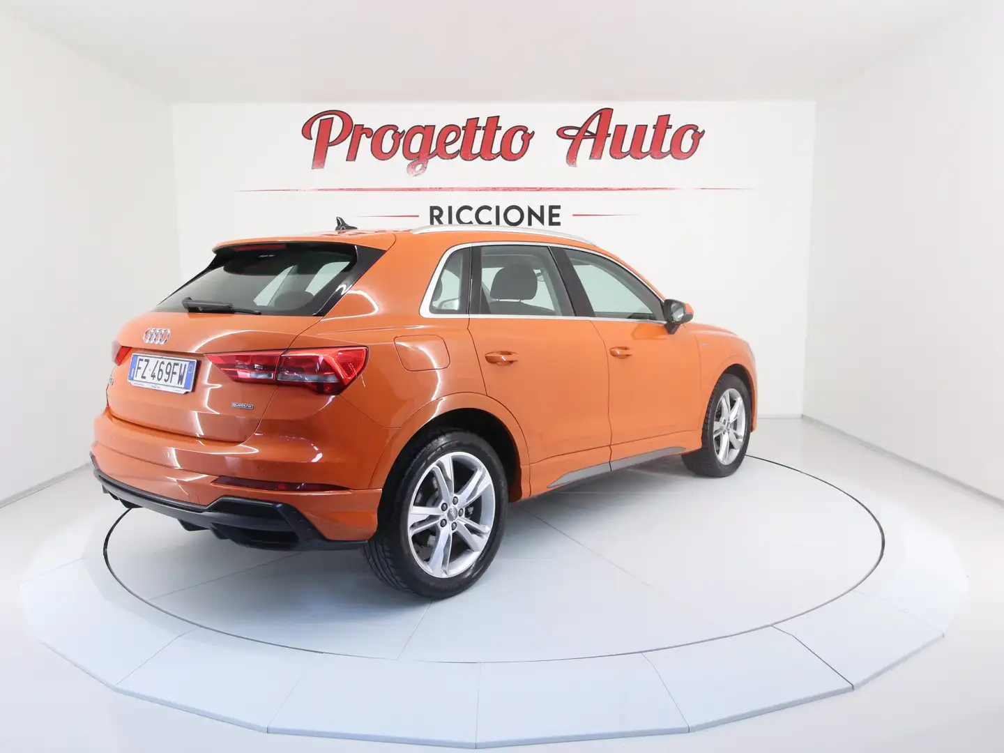 Audi Q3 Q3 40 2.0 tfsi S line quattro s-tronic ADAS VIRTUA Arancione - 2