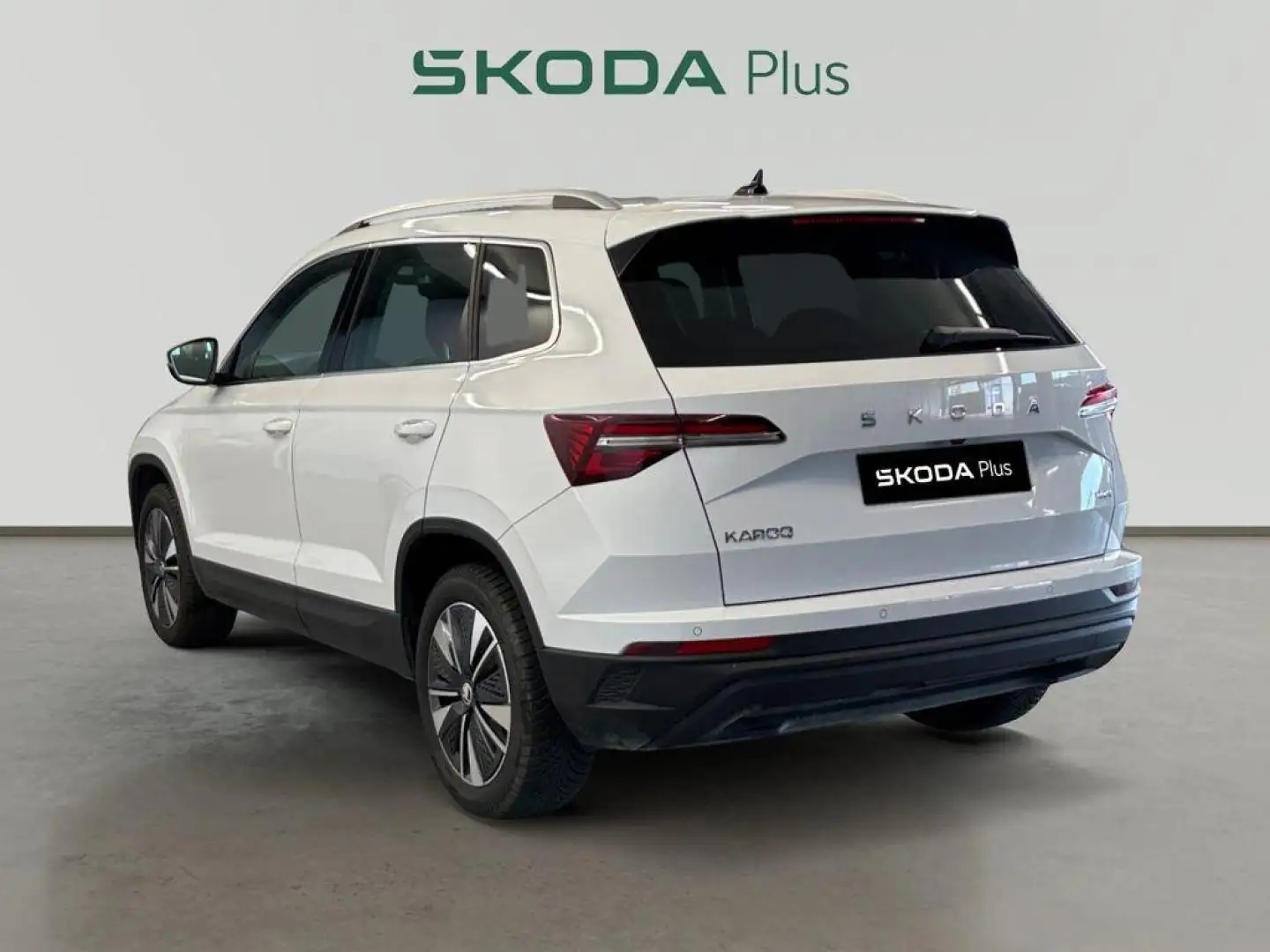 Skoda Karoq 2.0TDI AdBlue Design 4x4 DSG 110kW Wit - 2
