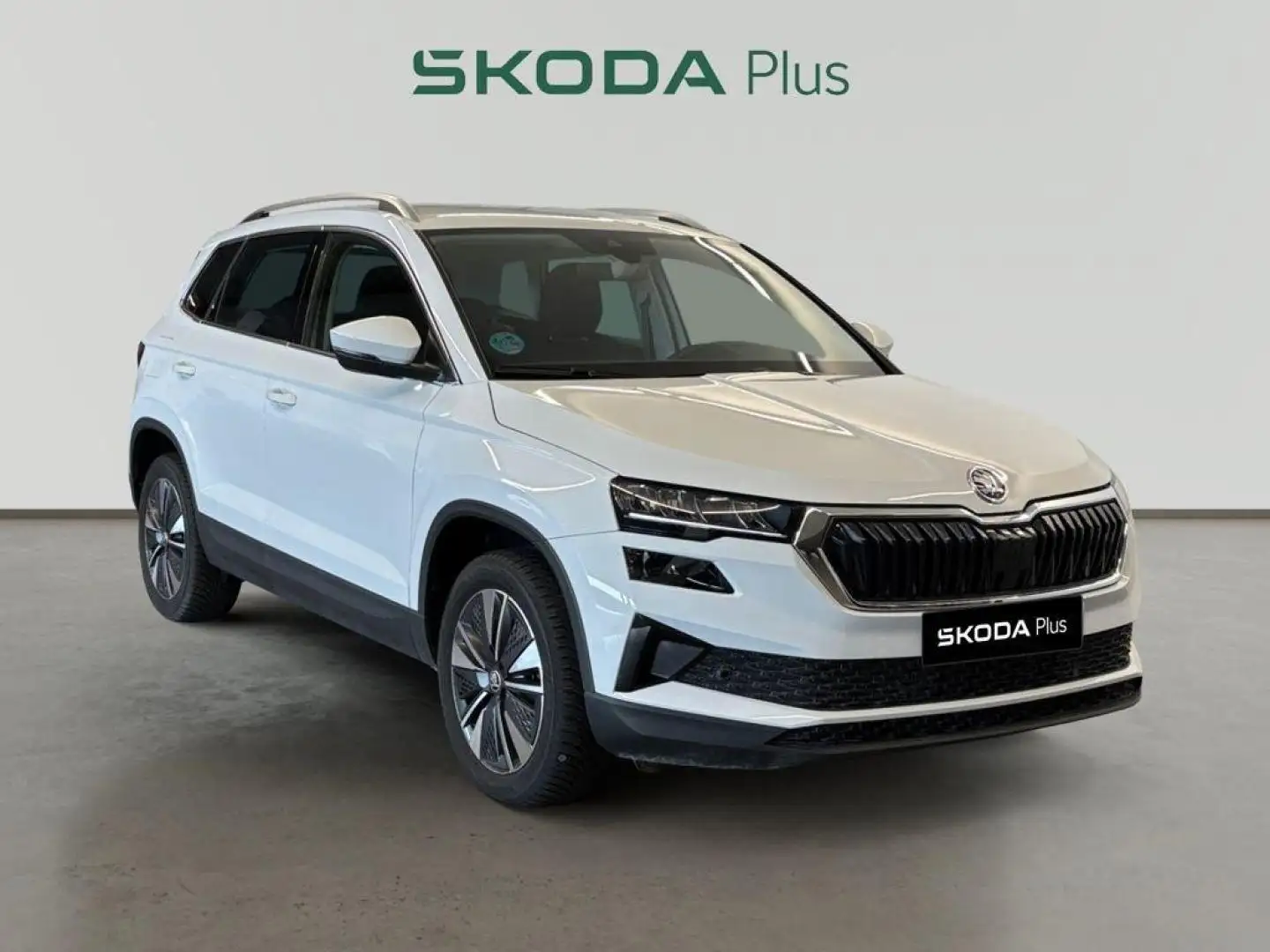 Skoda Karoq 2.0TDI AdBlue Design 4x4 DSG 110kW Wit - 1