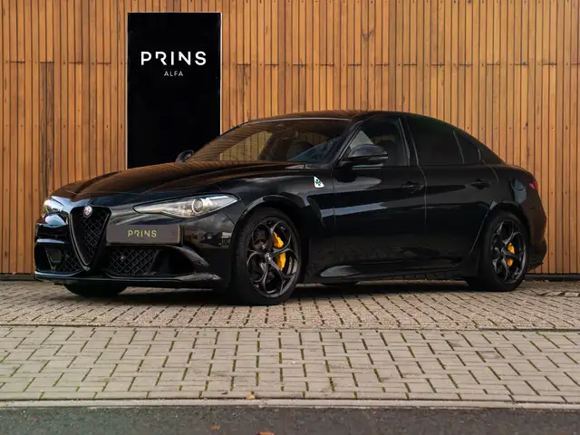 Alfa Romeo Giulia 2.9 V6 Quadrifoglio | Adapt. cruise | Harman/Kardo