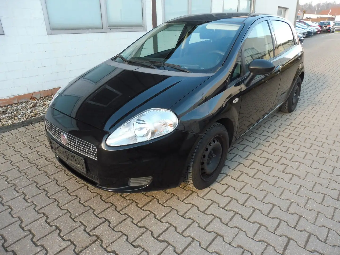 Fiat Punto 1.4 8V Dynamic Euro 4 Schwarz - 1