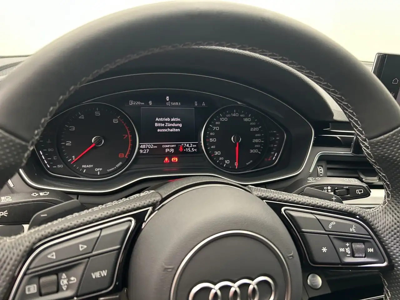 Audi A4 40 TFSI qu S line S tro*LED*Navi+*Sport 9