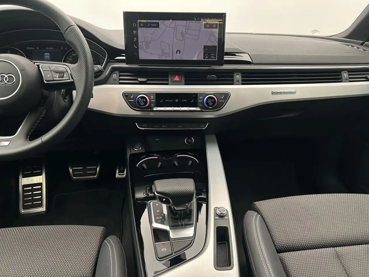 Audi A4 40 TFSI qu S line S tro*LED*Navi+*Sport 7