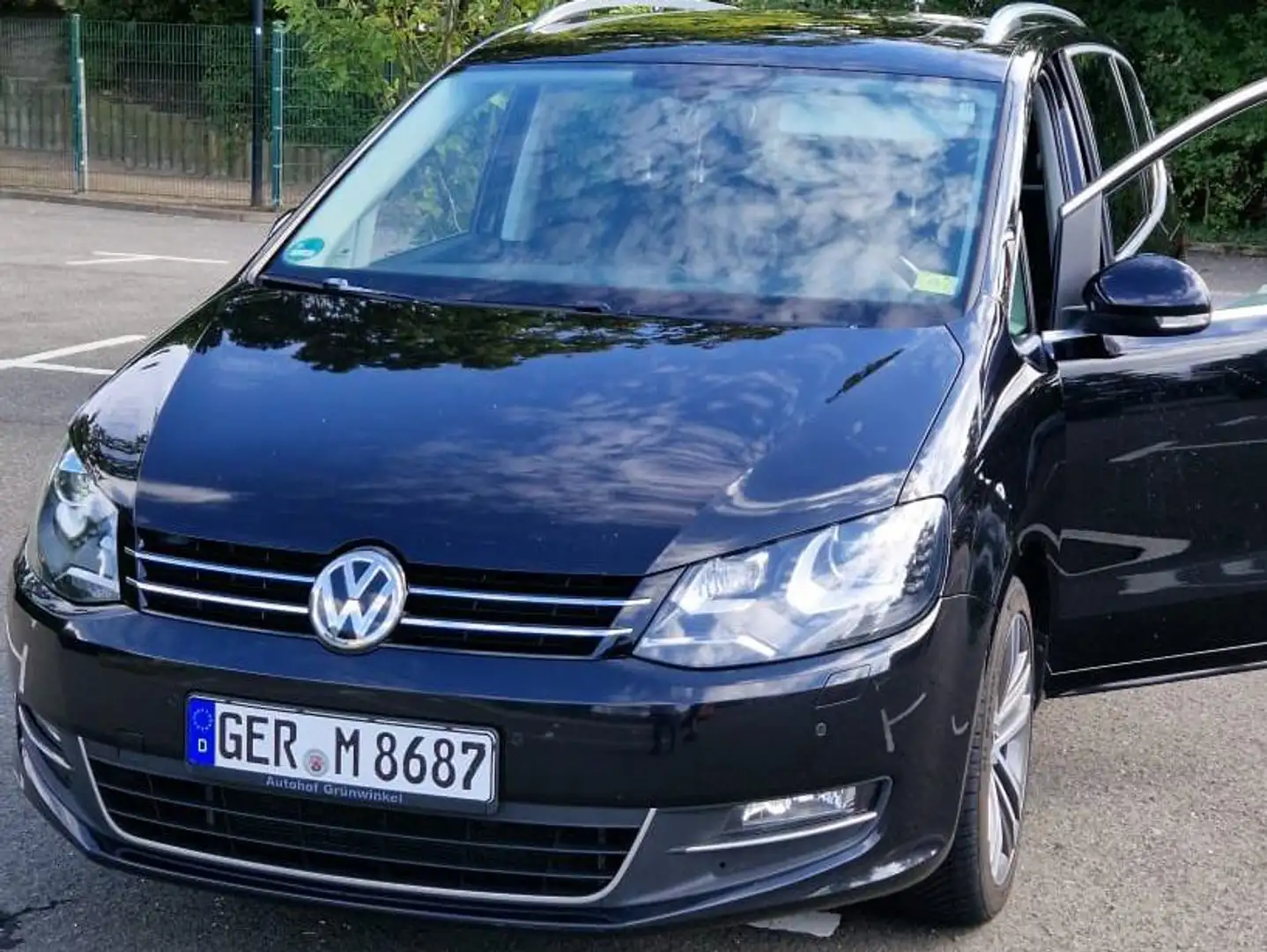 Volkswagen Sharan Sharan 2.0 TDI DSG (BlueMotion Technology) Highlin Чёрный - 1