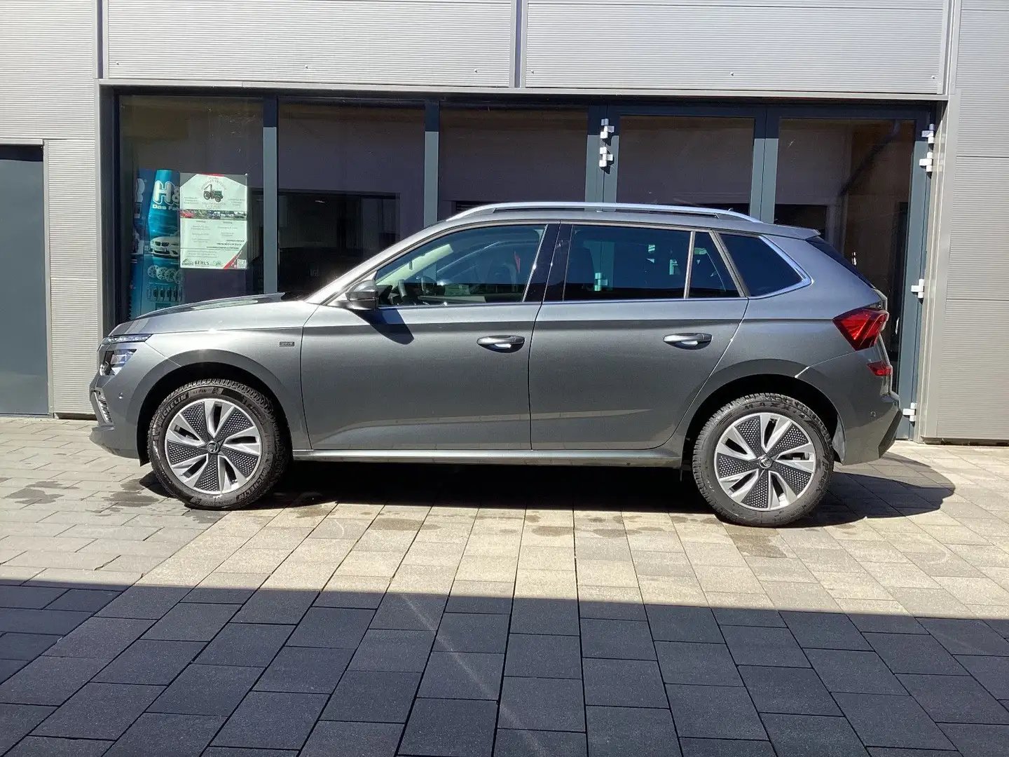 Skoda Kamiq 1,0 TSI DSG Selection Grau - 1