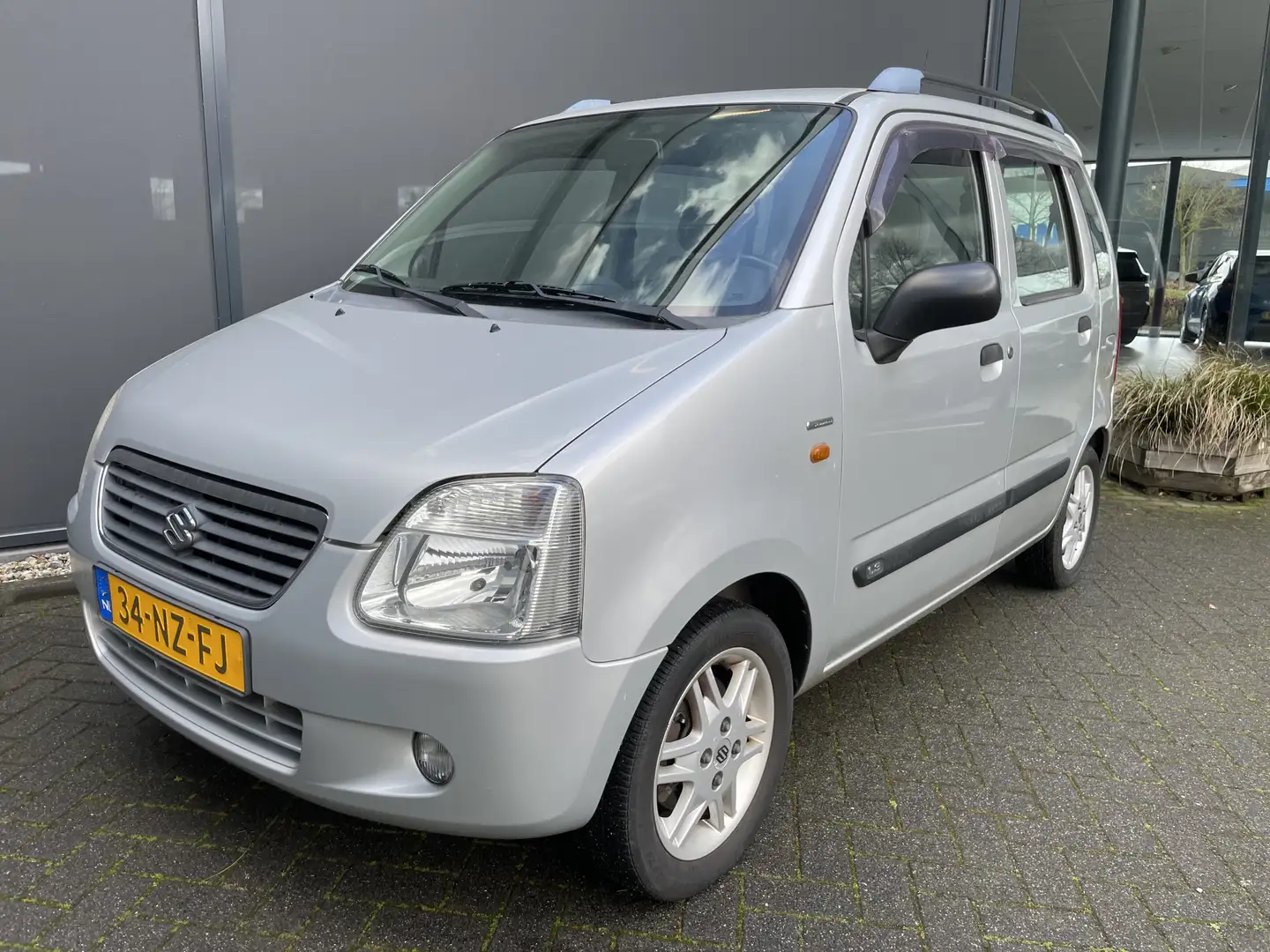 Suzuki Wagon R+ 1.3 S-Limited Achterspoiler - Centrale vergrendeli Gris - 2