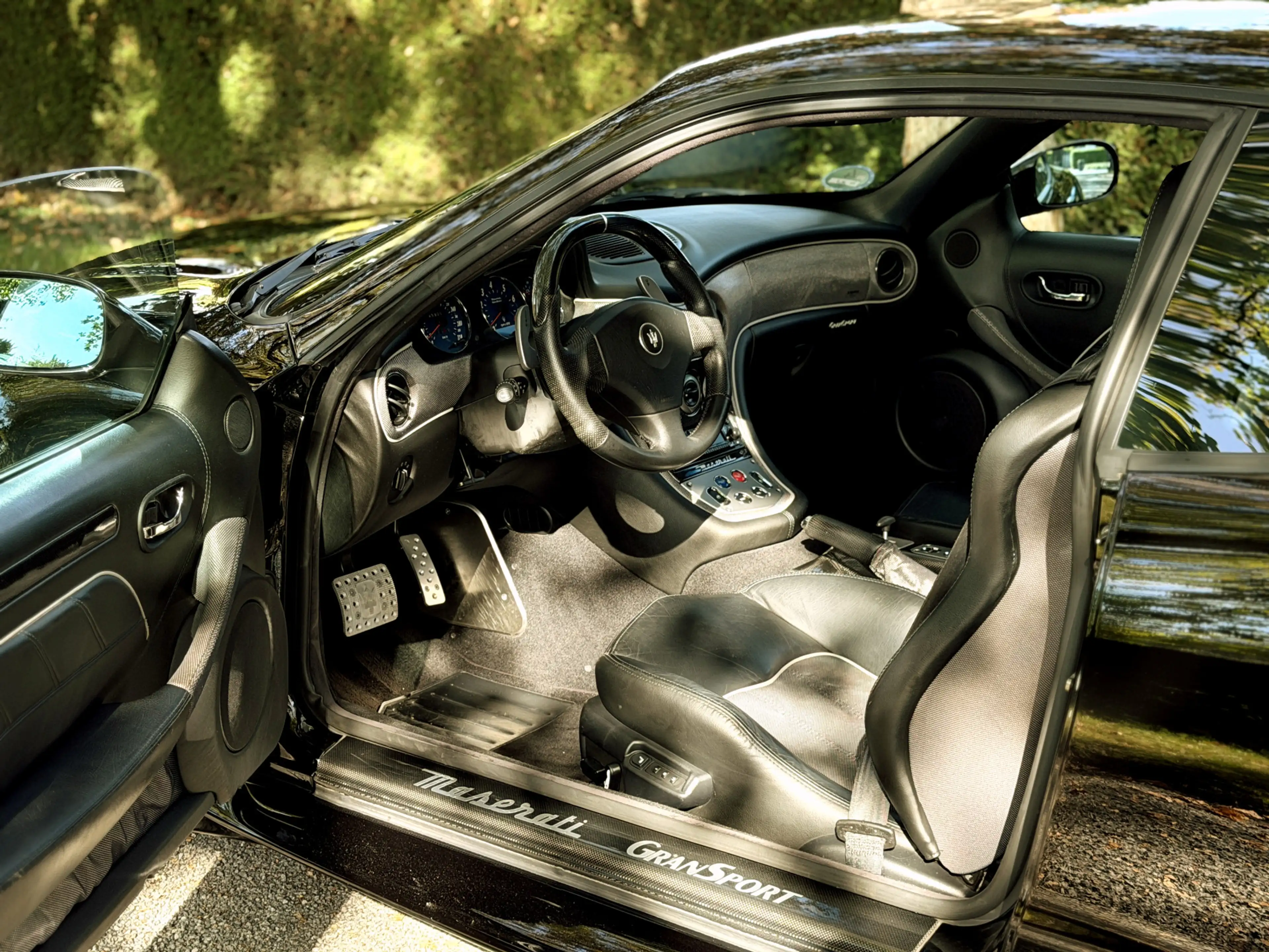 Maserati GranSport 4.2 / SKYHOOK / 91% CLUTCH / VERY NICE — photo 5