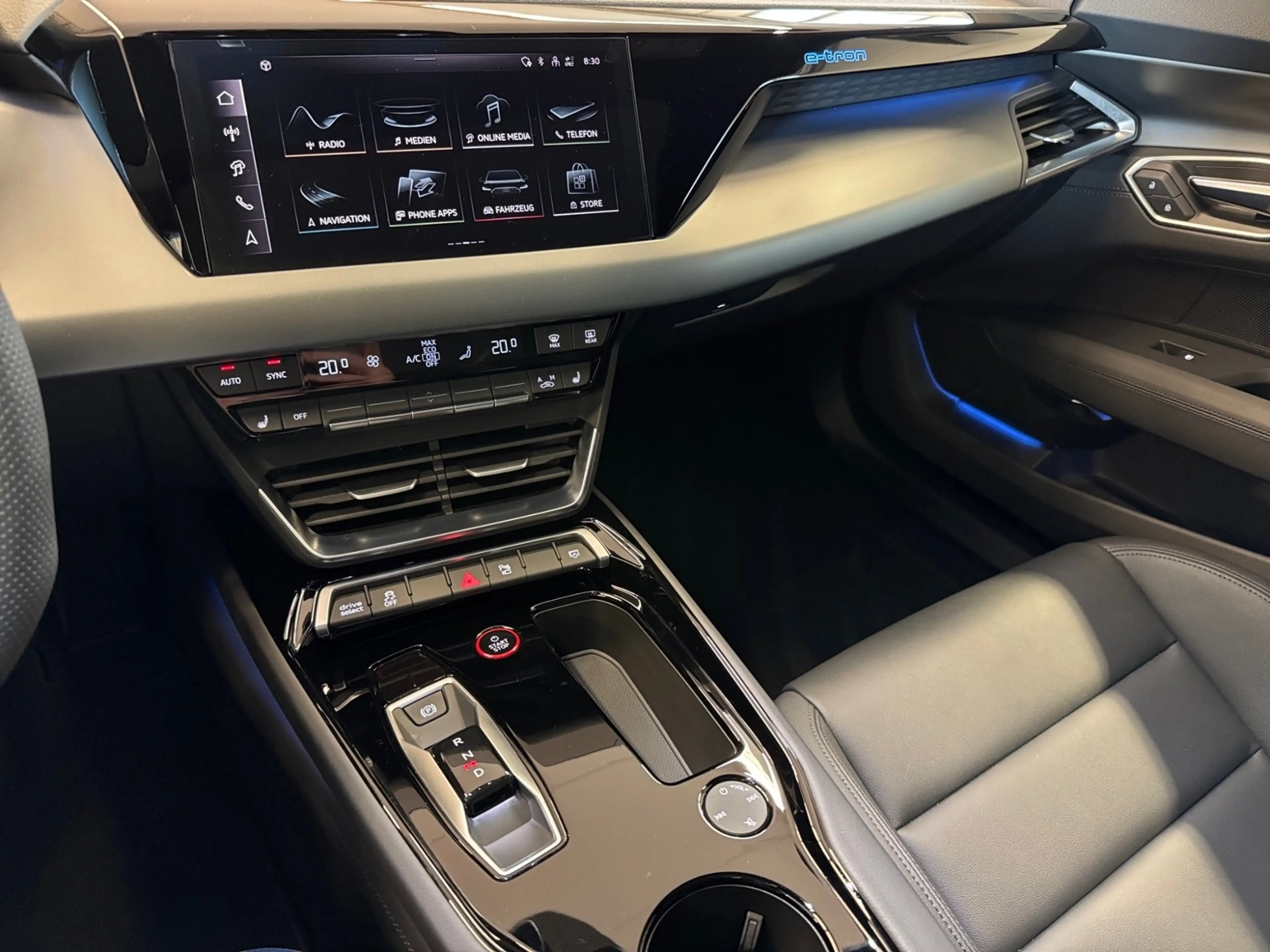 Audi e-tron GT quattro KLIMA NAVI LEDER ALU — photo 10