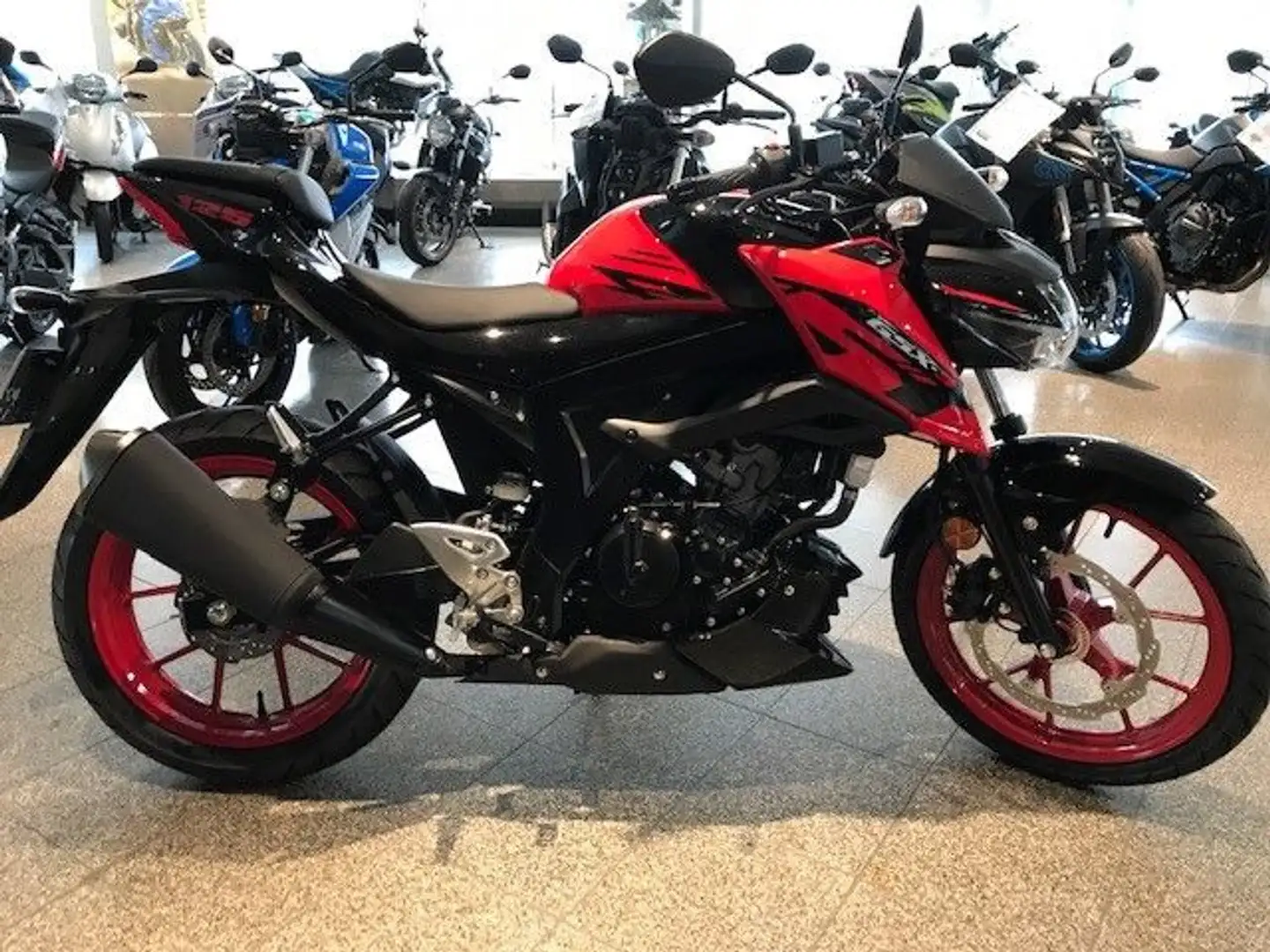 Suzuki GSX-S 125 2 Jahre Anschlußgarantie) Roşu - 1