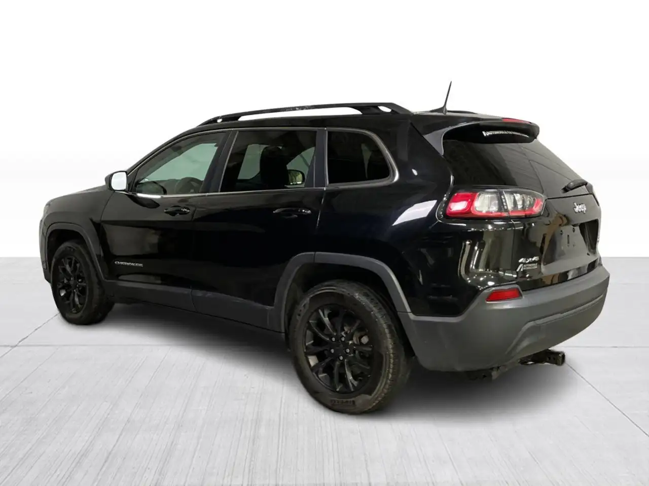 Jeep Cherokee снимка Jeep Cherokee