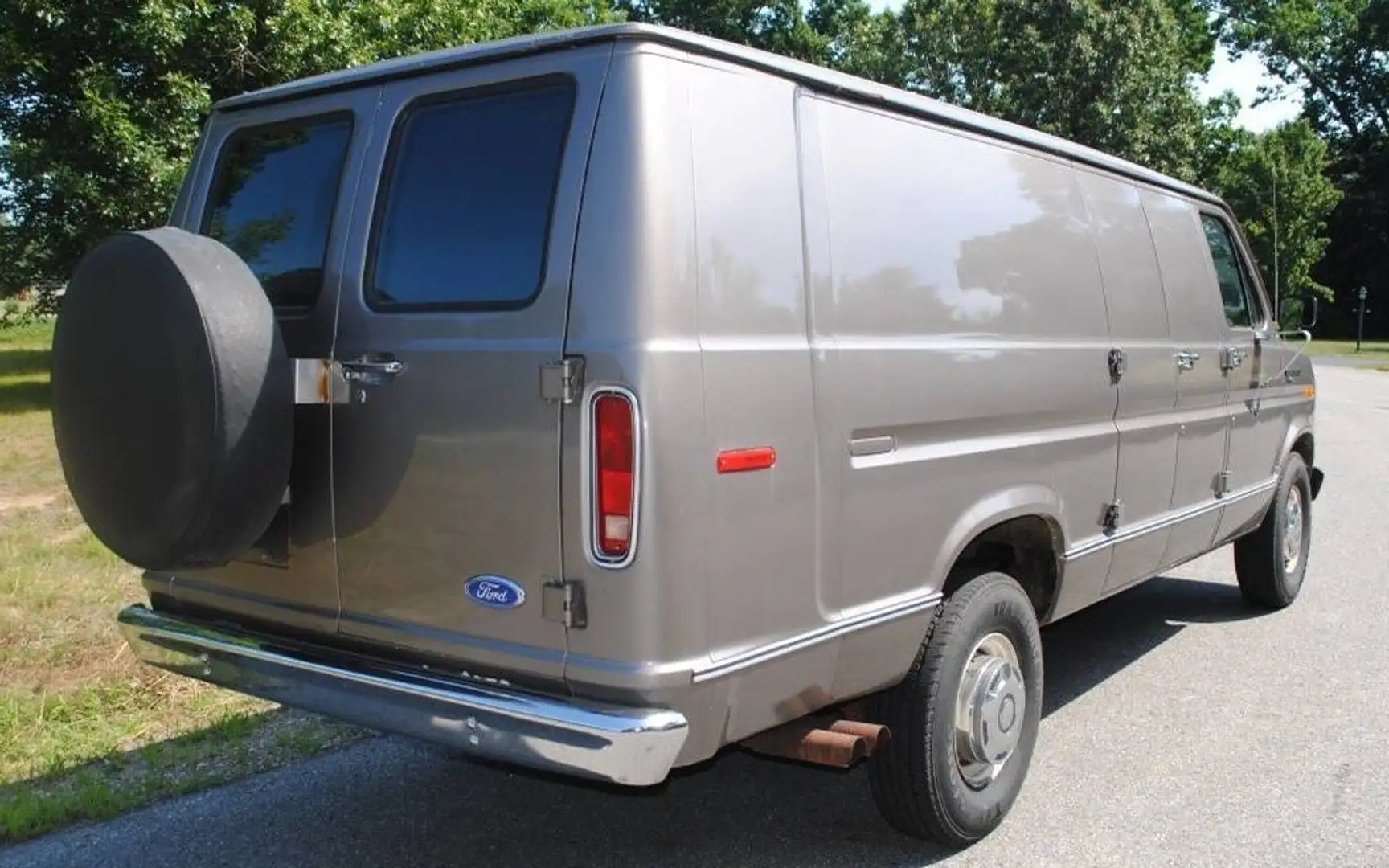 Ford Econoline Suche Ford Econoline gen3 cargo Van - 1