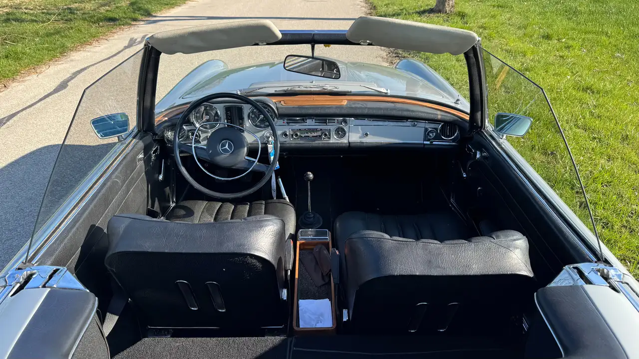 Mercedes-Benz SL 280 Pagode, foto 3