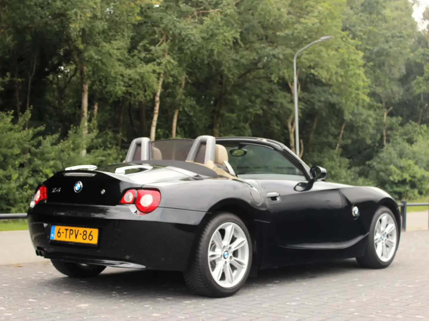 BMW Z4 Roadster 2.2i Noir - 2
