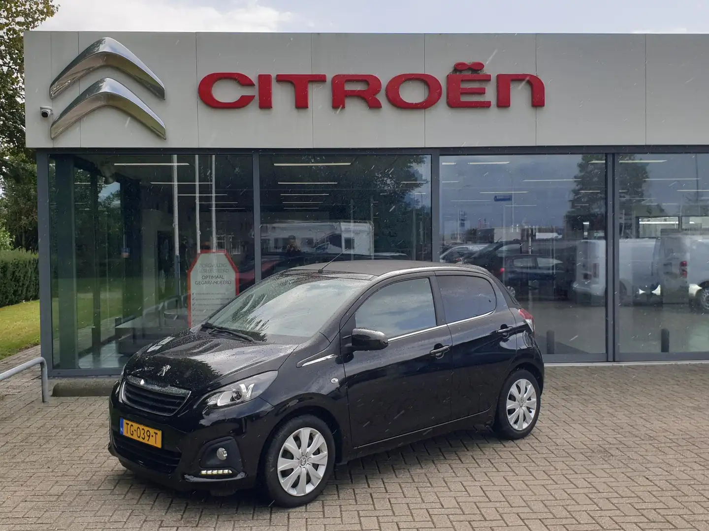 Peugeot 108 1.0 e-VTi Active TOP! Open dak | Airco | Noir - 1