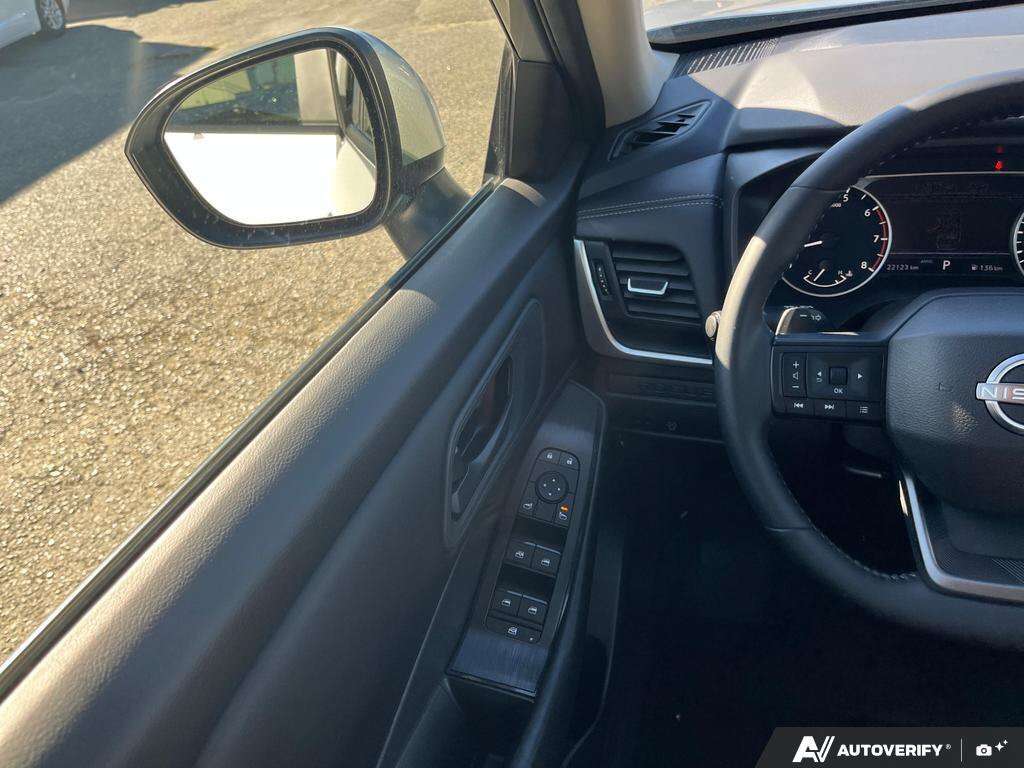 used 2025 Nissan Rogue car, priced at $28,888