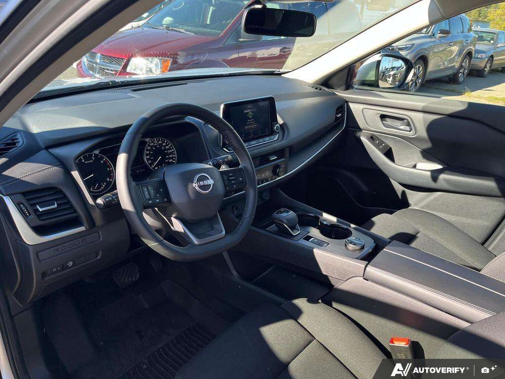used 2025 Nissan Rogue car, priced at $28,888
