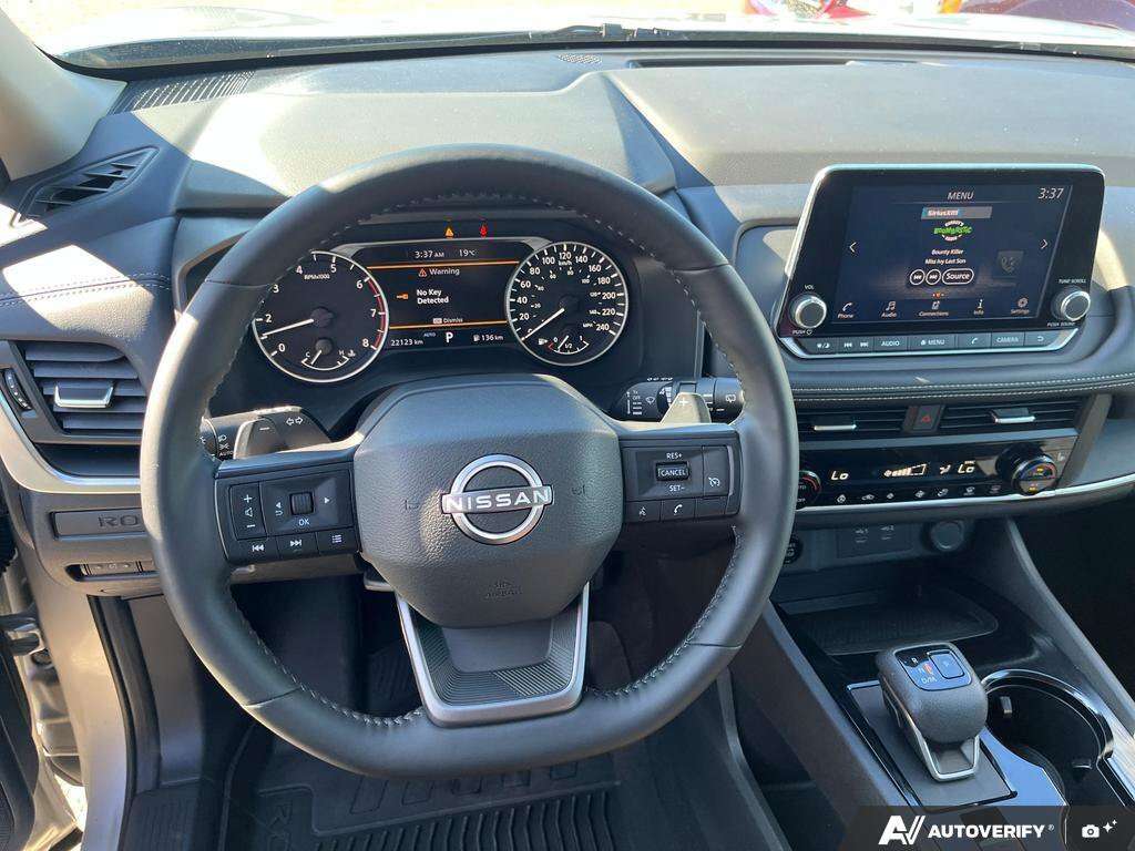 used 2025 Nissan Rogue car, priced at $28,888