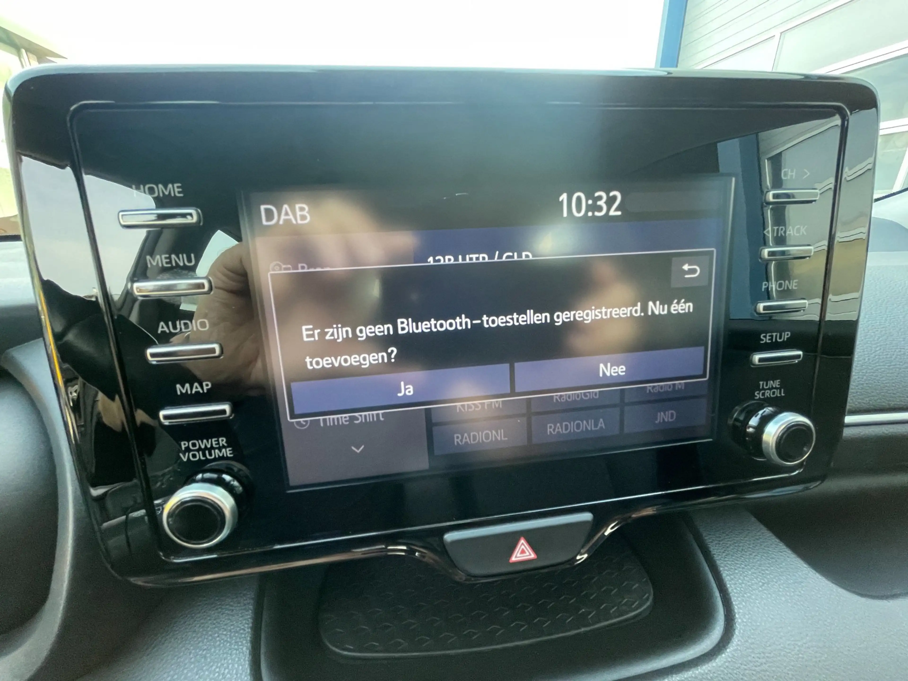 Toyota Yaris 1.5 Hybrid Dynamic — photo 13