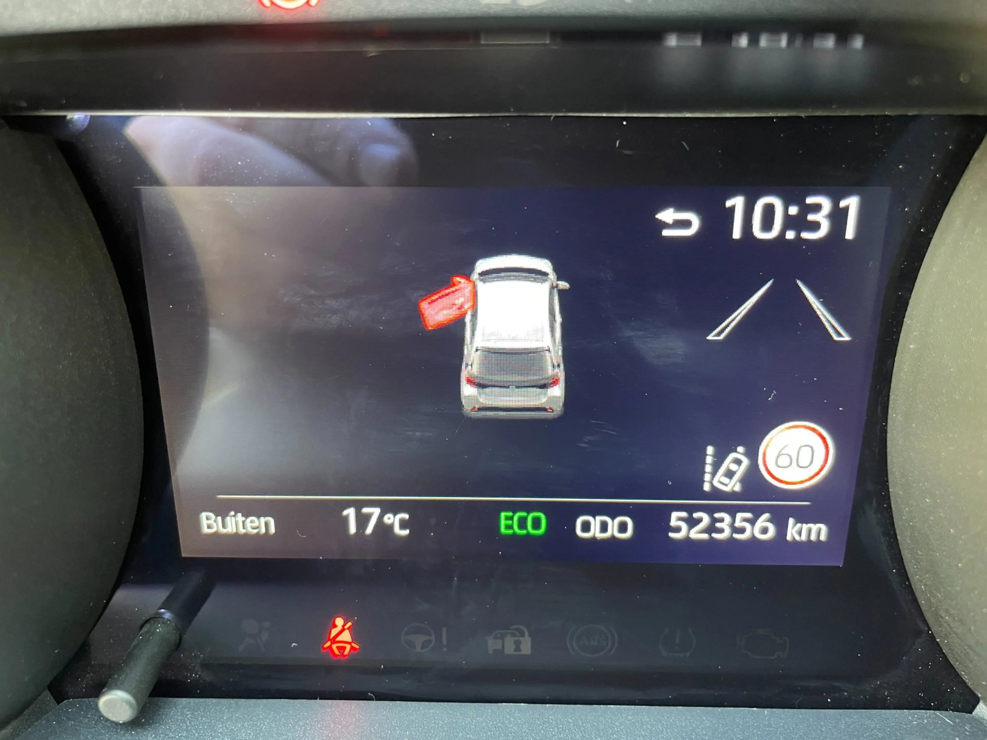 Toyota Yaris 1.5 Hybrid Dynamic — photo 10
