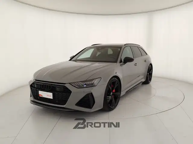 Audi RS6 4.0 quattro tiptronic