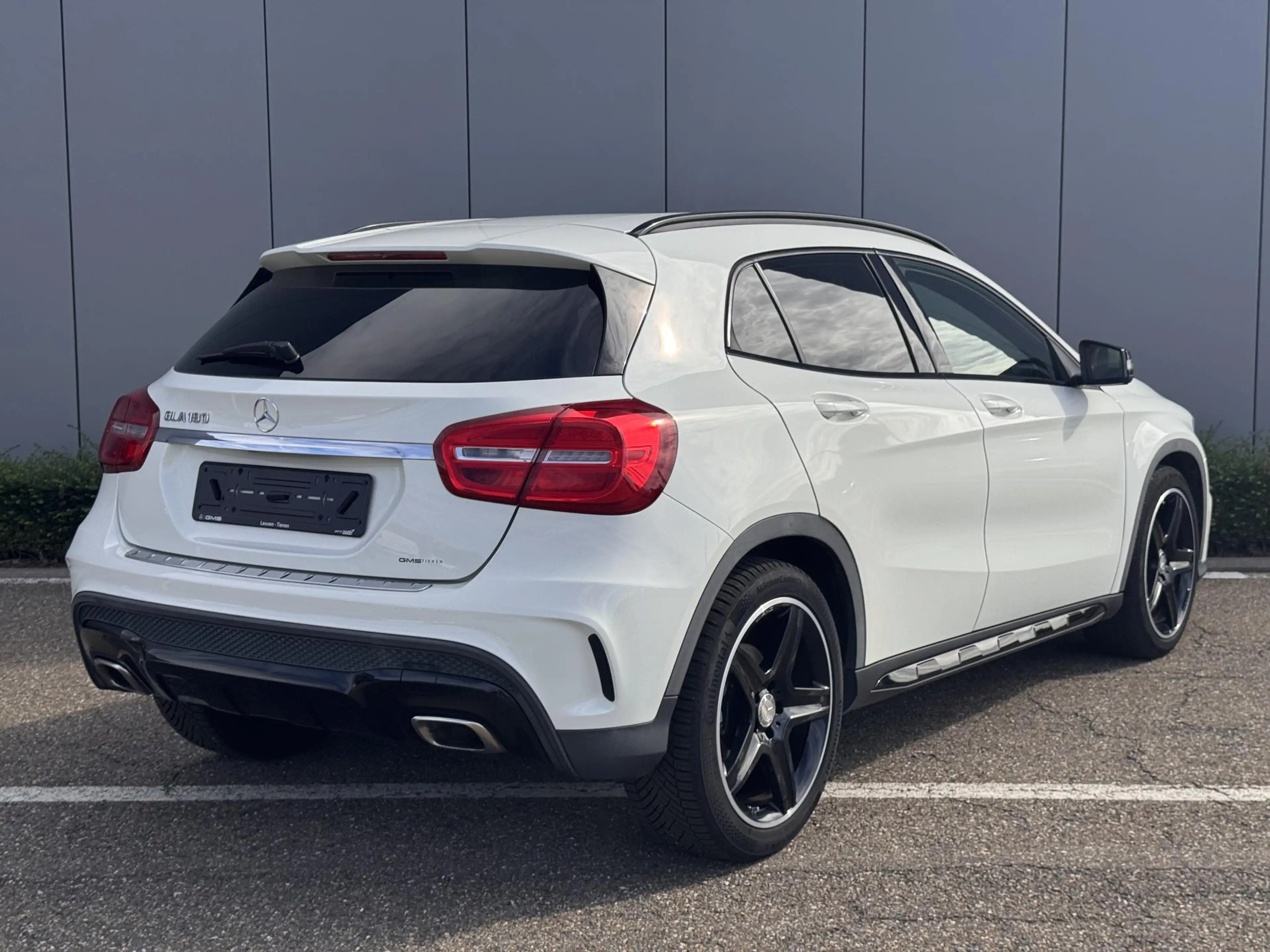 Mercedes-Benz GLA 180 GLA — photo 2