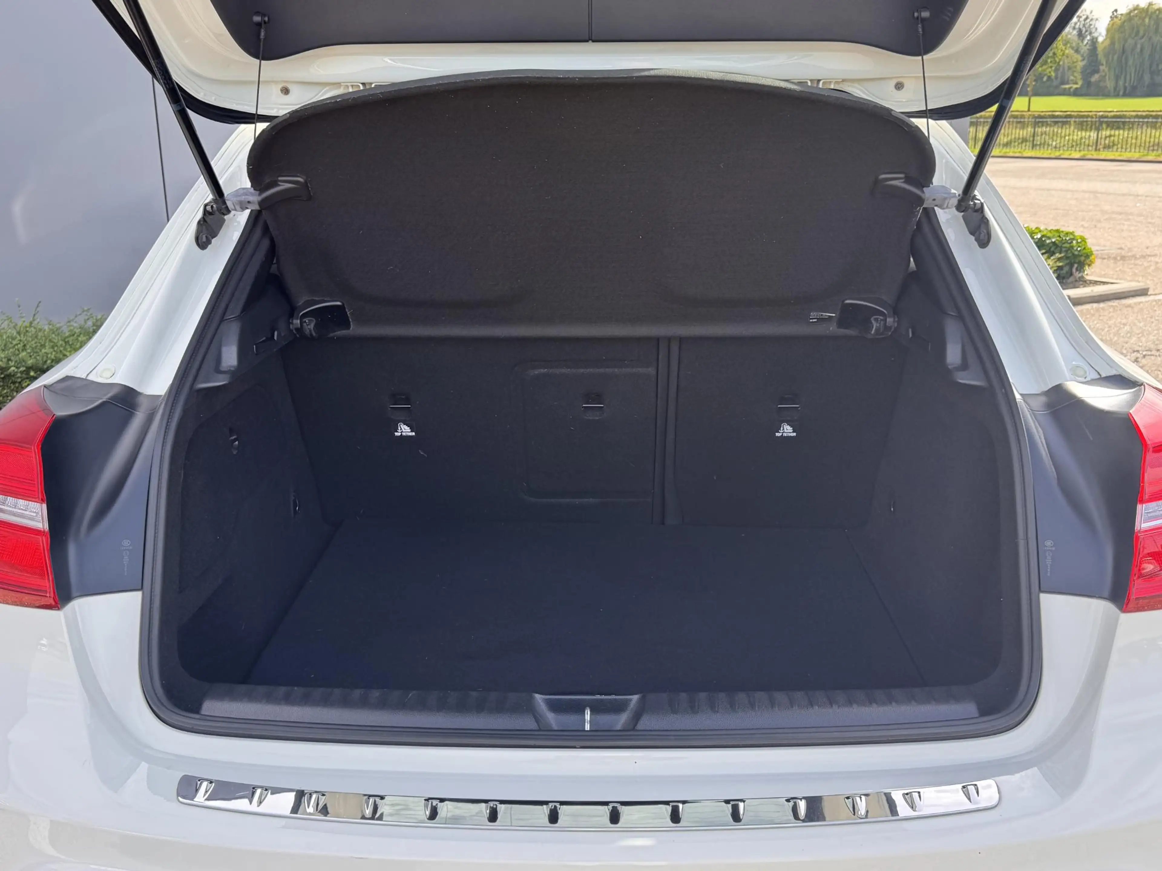 Mercedes-Benz GLA 180 GLA — photo 10