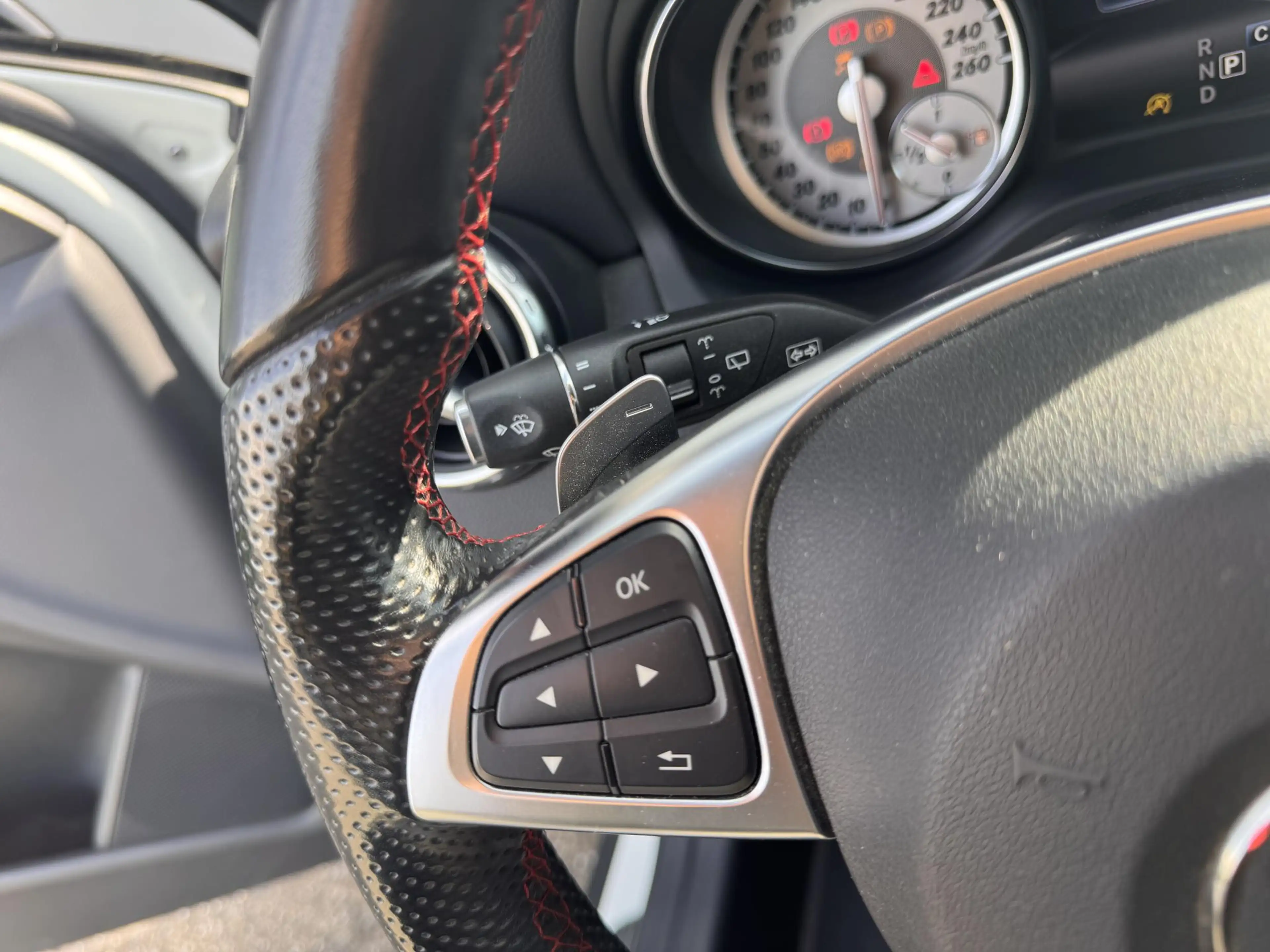 Mercedes-Benz GLA 180 GLA — photo 15
