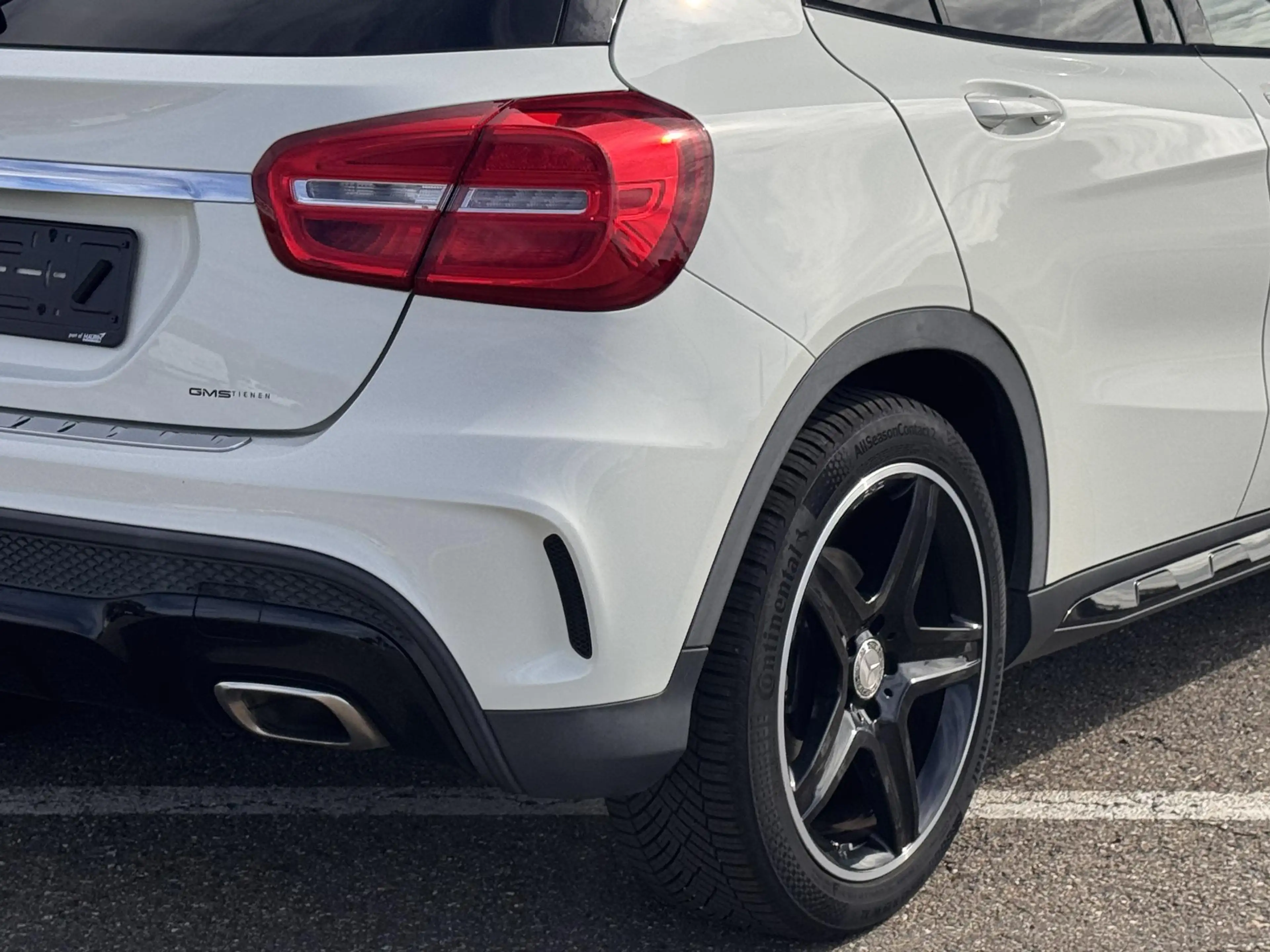 Mercedes-Benz GLA 180 GLA — photo 8