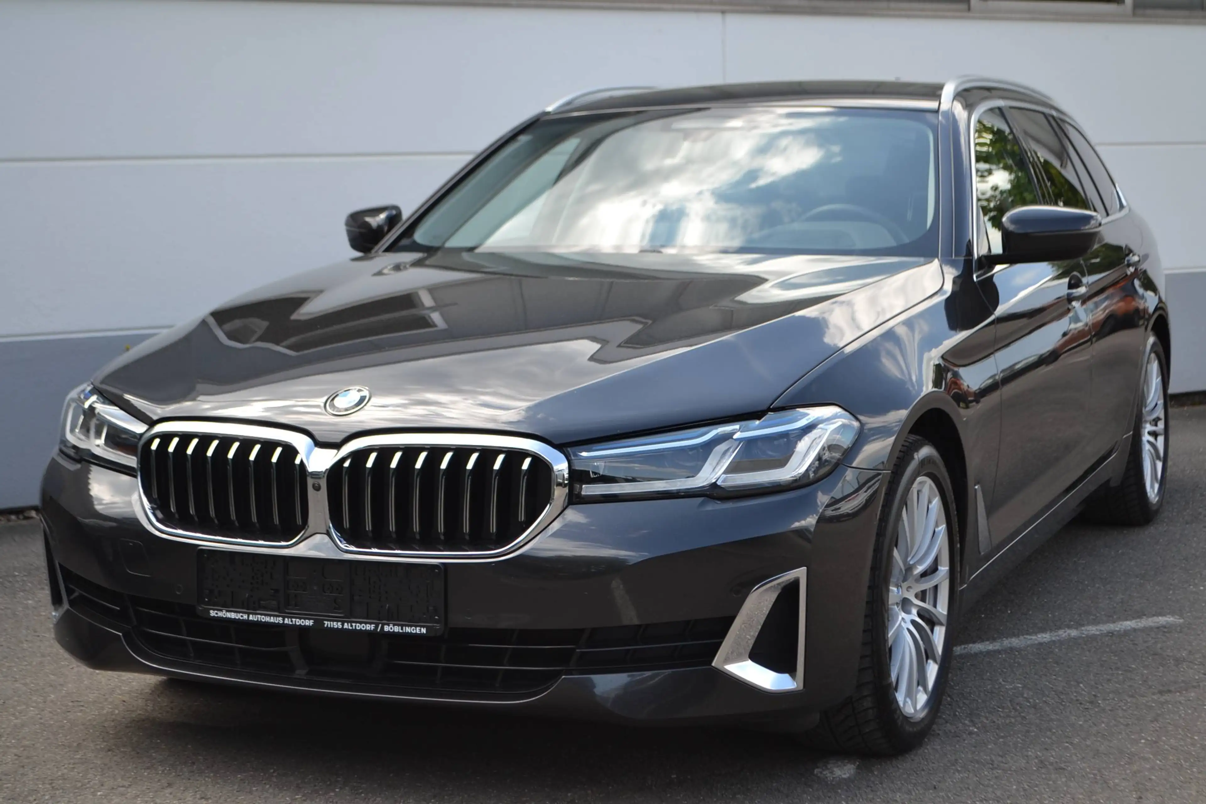 BMW 530 530d Touring*AUTOMATIK*Luxury Line*LEDER*VOLL*1A