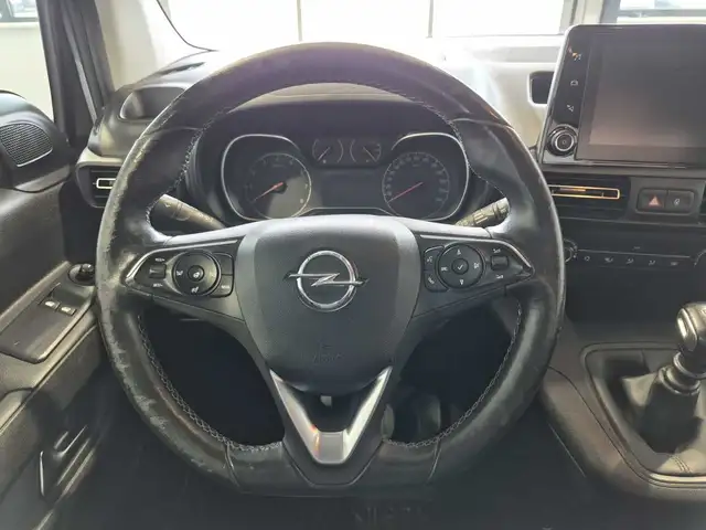 Opel Combo view 10