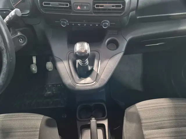 Opel Combo view 12