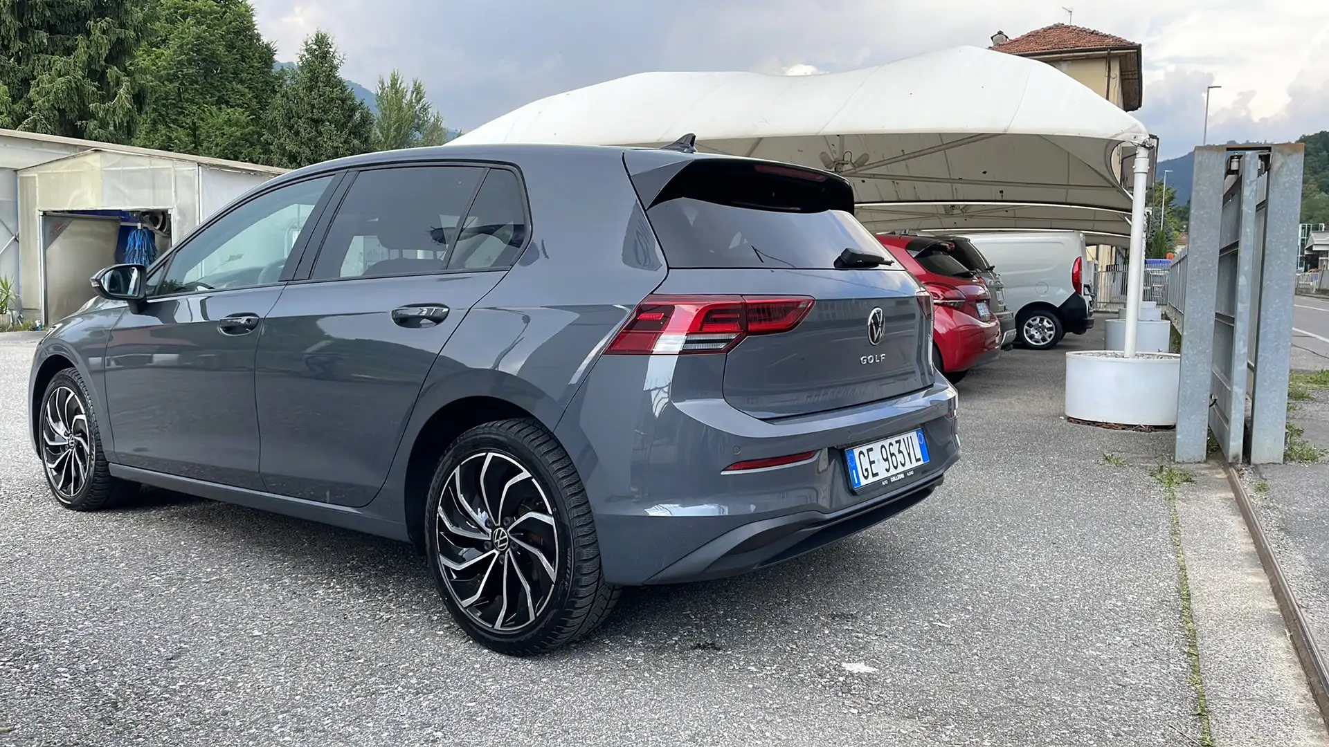 Volkswagen Golf 1.0 tsi evo Life 110cv Grigio - 2