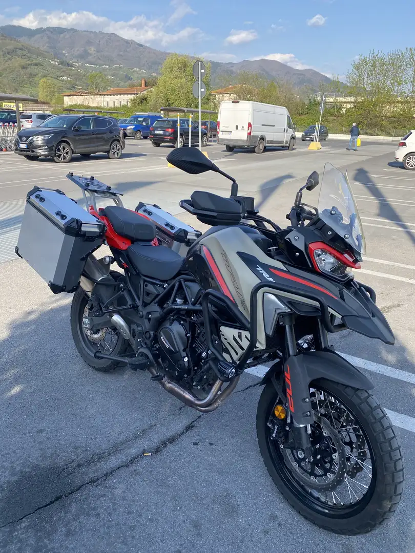 Benelli TRK 702 702X - 2