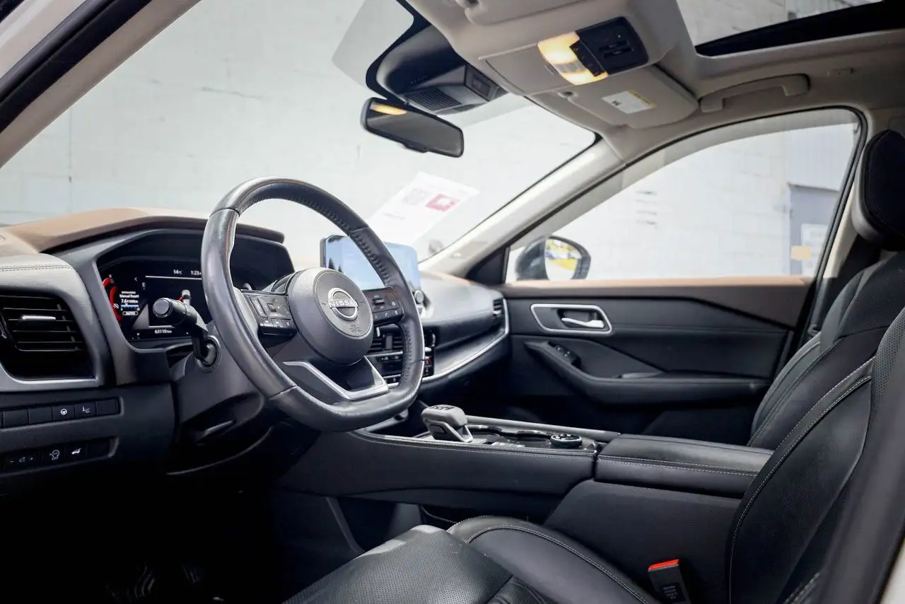 Nissan Rogue снимка Nissan Rogue