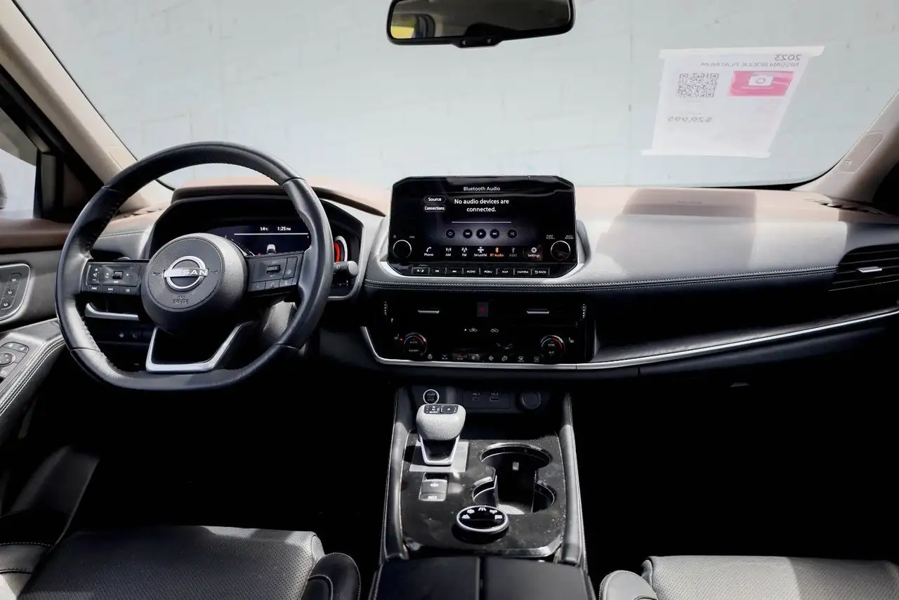 Nissan Rogue снимка Nissan Rogue