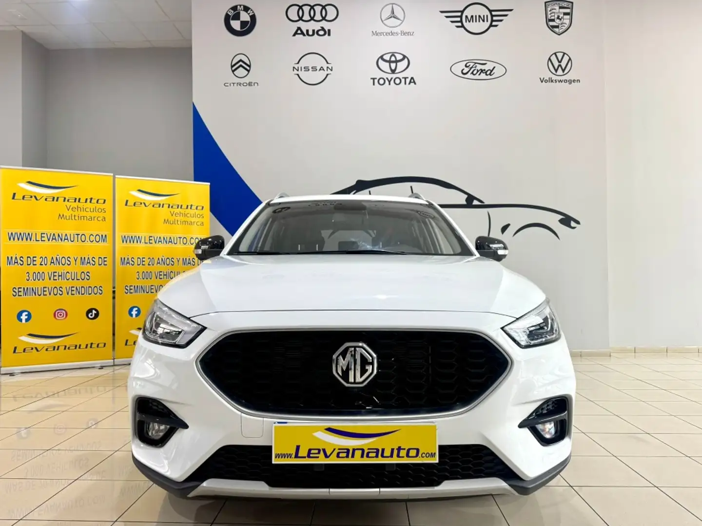 MG ZS 1.5 VTi-Tech Luxury 78kW Blanco - 2
