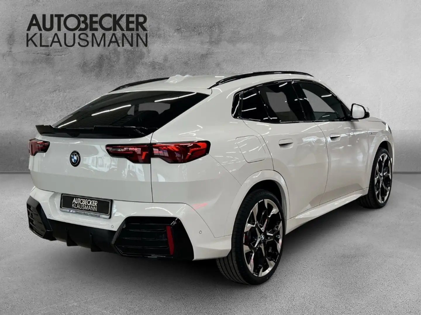 BMW X2 sDrive20i M Sport Pro LMR 21'' Park-Assistent HUD Weiß - 2