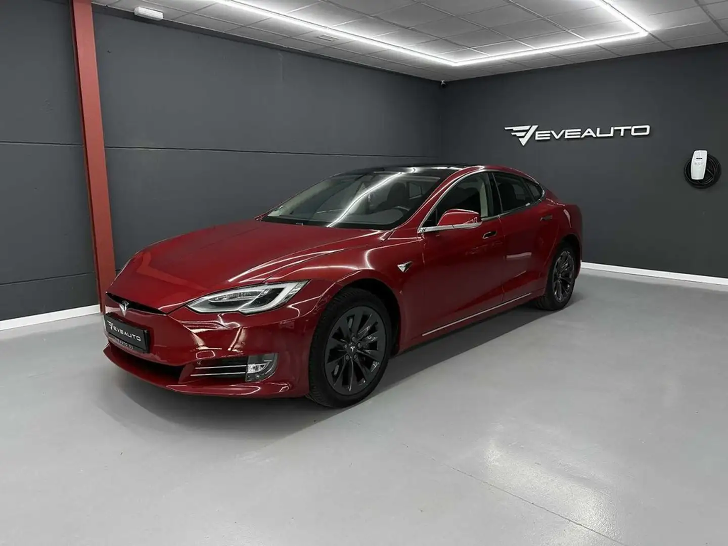 Tesla Model S TEST Rojo - 2