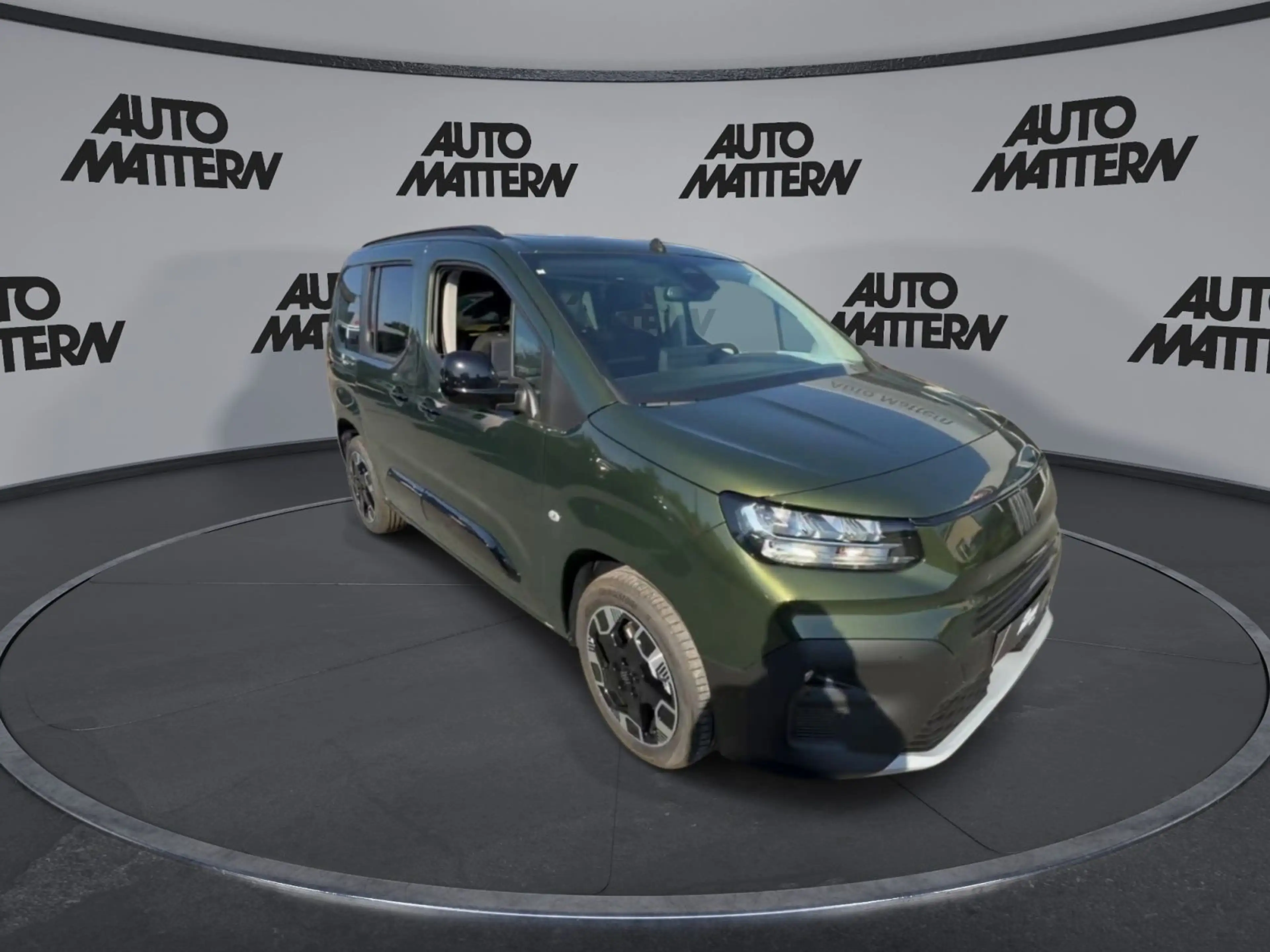 Fiat Qubo L La Prima 1.5 Diesel 96 kW (130 PS) AT — photo 2
