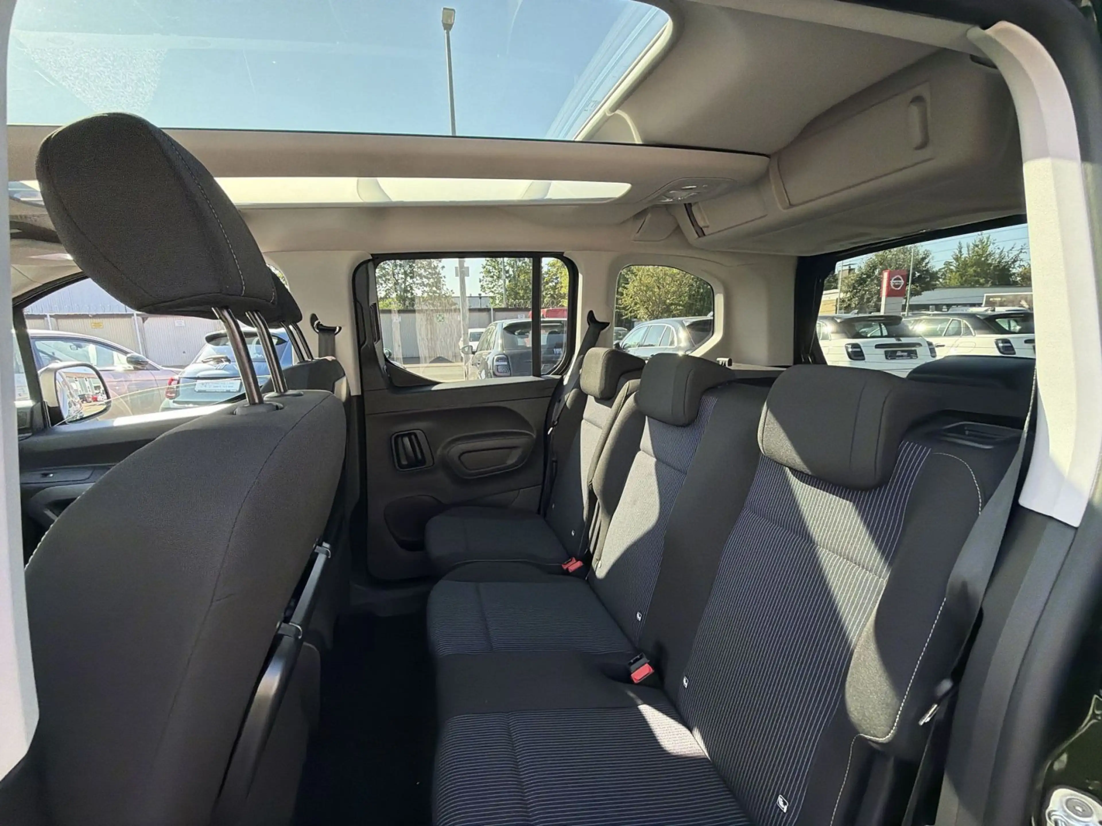 Fiat Qubo L La Prima 1.5 Diesel 96 kW (130 PS) AT — photo 13