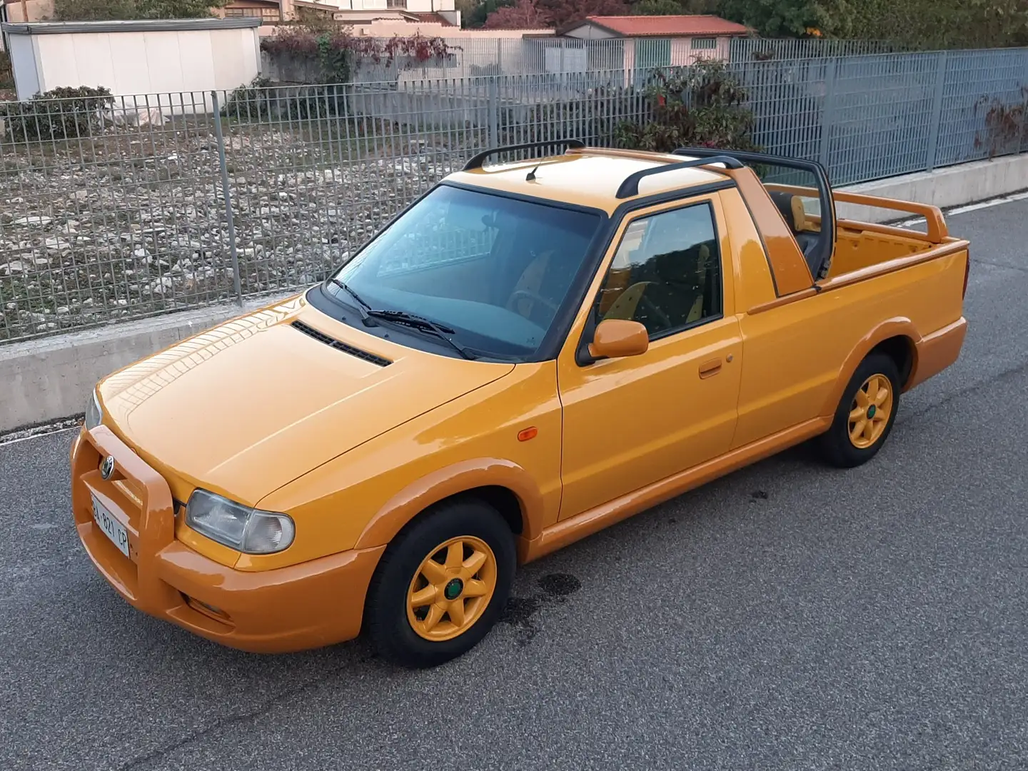 Skoda Felicia 1.6 Fun 4p Geel - 1