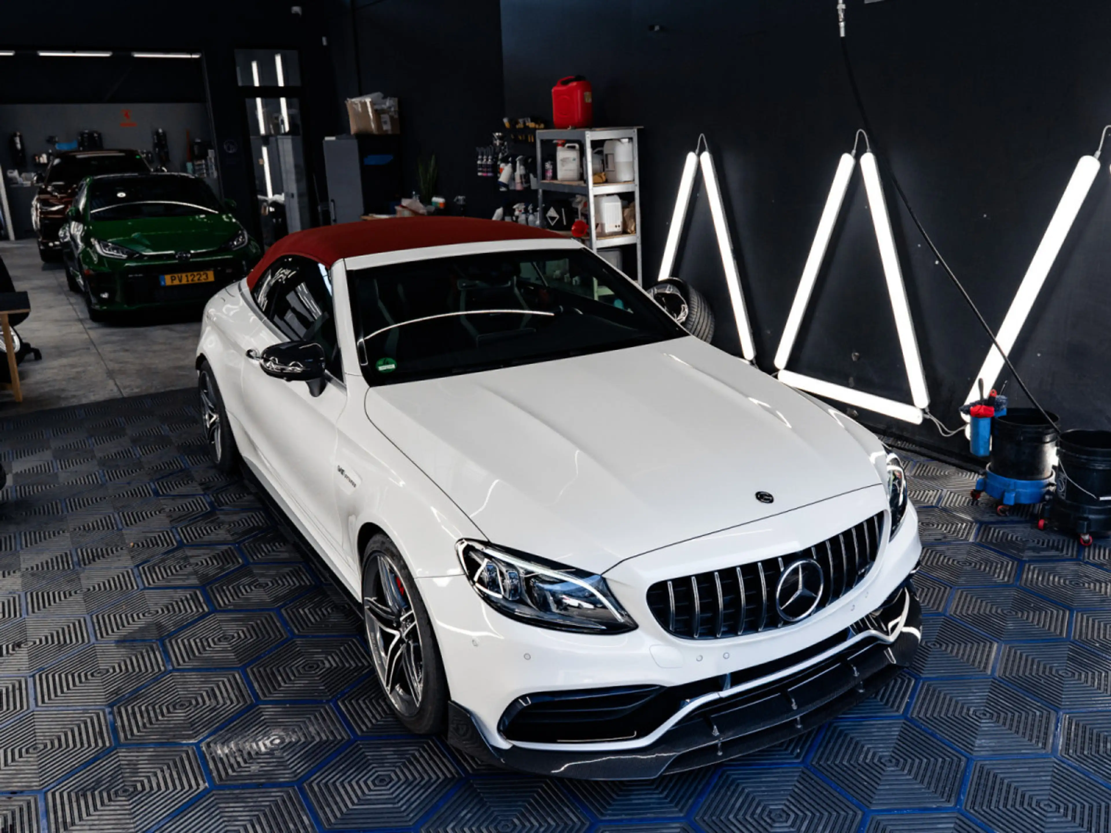 Mercedes-Benz C 63 AMG Classe C63 AMG S FULL CARBON Cabrio Caméra*360*Bur — photo 13
