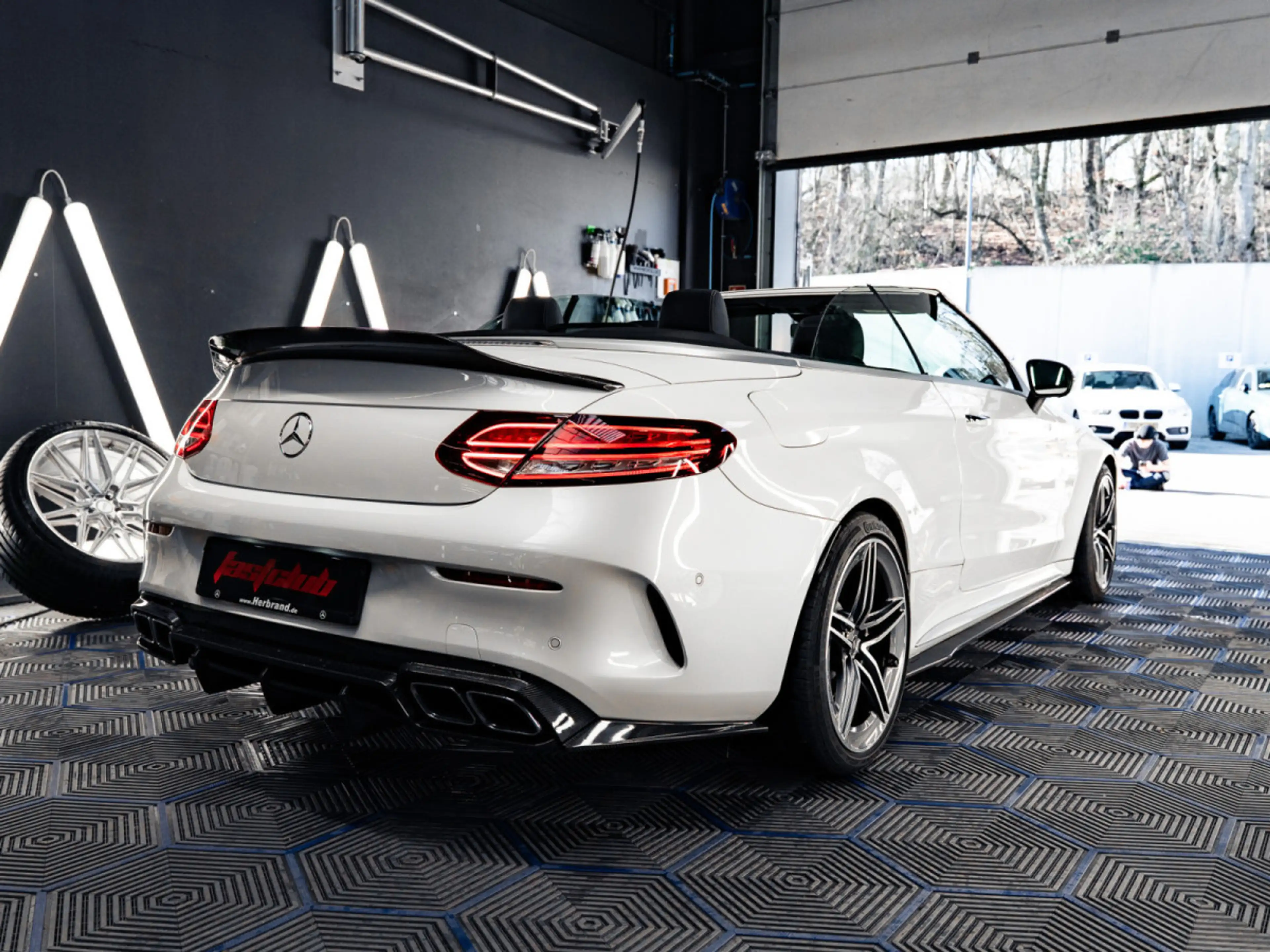 Mercedes-Benz C 63 AMG Classe C63 AMG S FULL CARBON Cabrio Caméra*360*Bur — photo 9