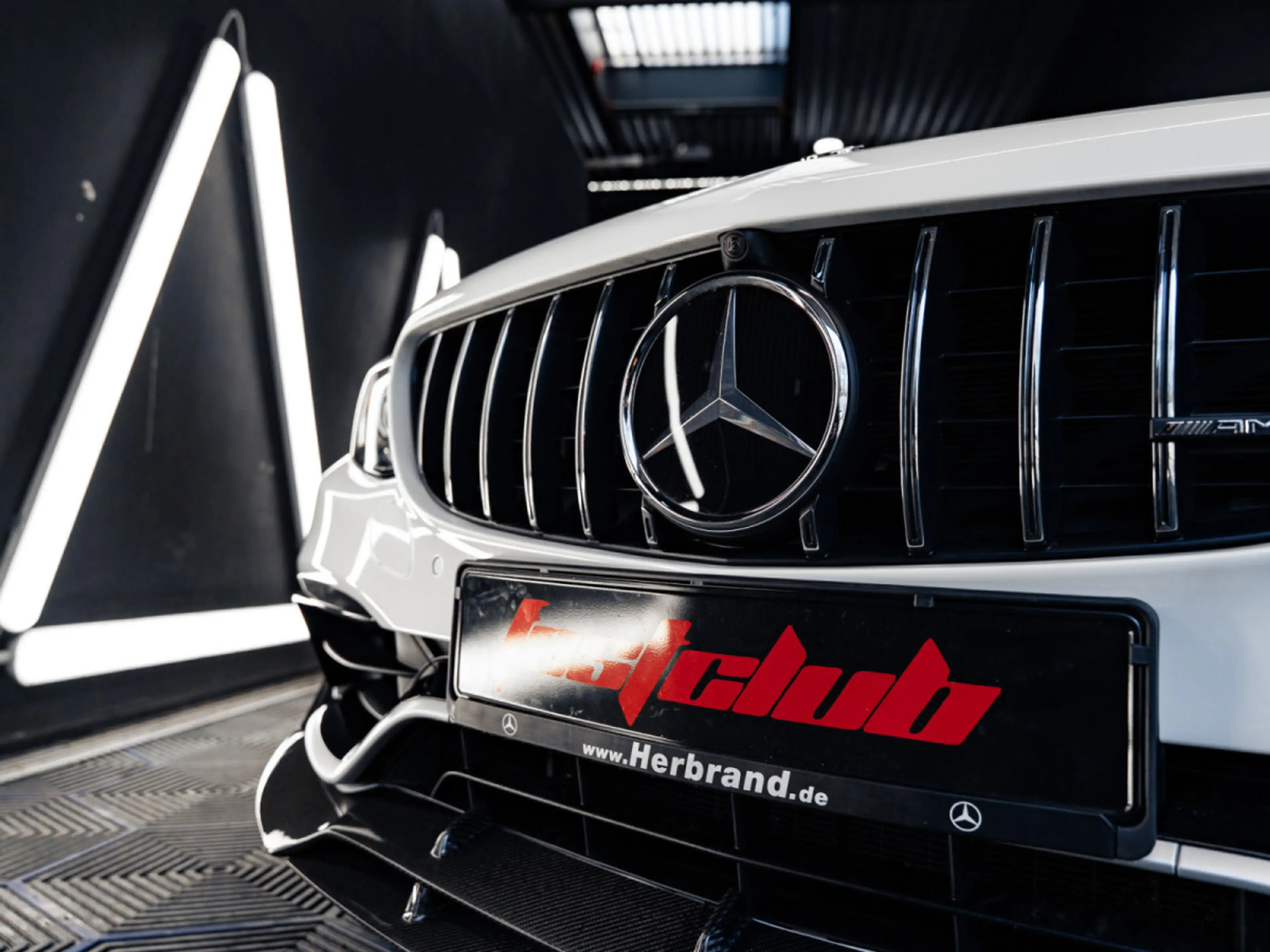 Mercedes-Benz C 63 AMG Classe C63 AMG S FULL CARBON Cabrio Caméra*360*Bur — photo 5