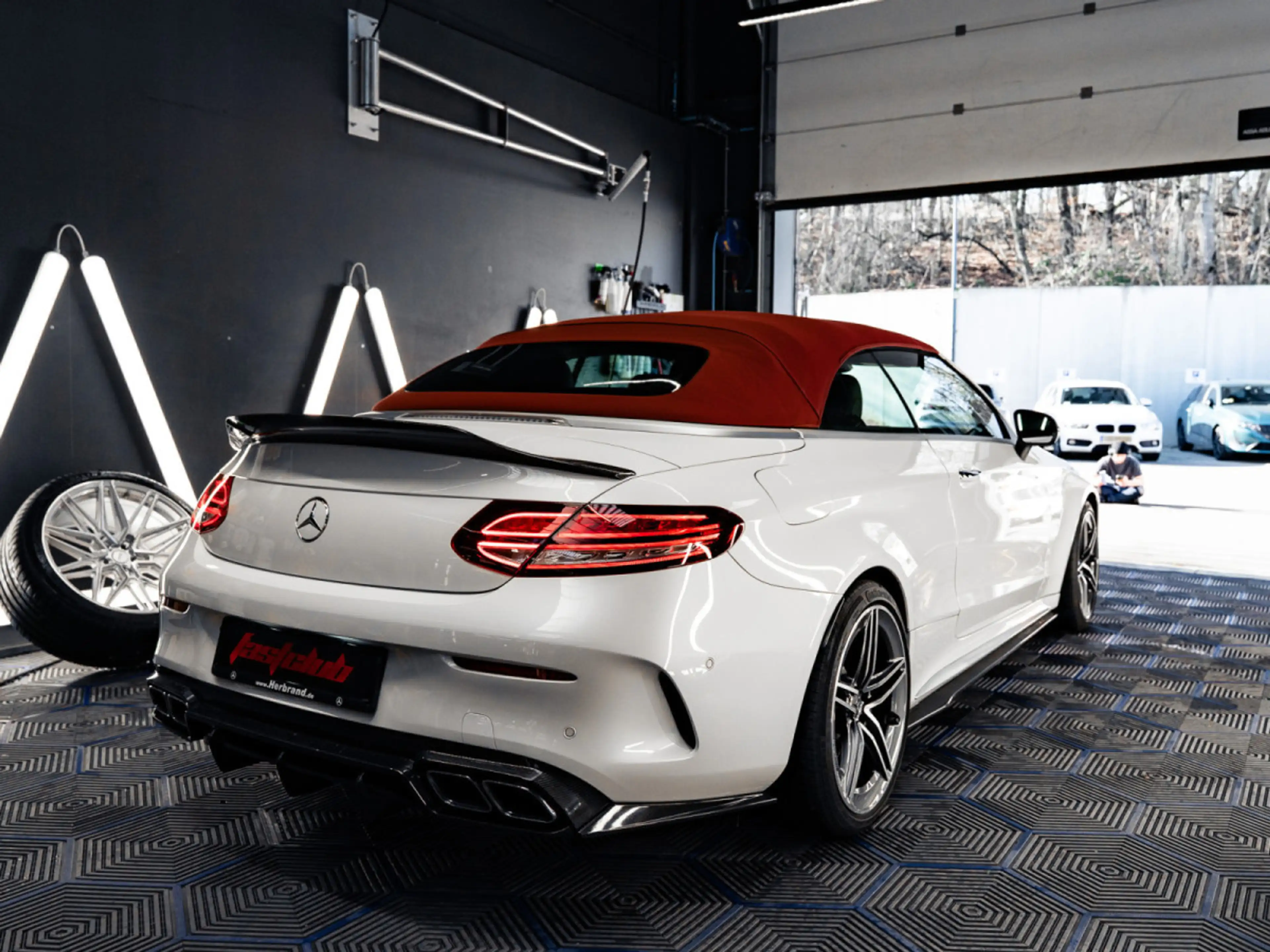 Mercedes-Benz C 63 AMG Classe C63 AMG S FULL CARBON Cabrio Caméra*360*Bur — photo 12