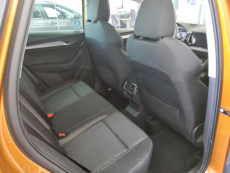 Skoda Karoq Style 1.5 TSI DSG *ACC*KAM*LED*NAVI*LANE* — photo 6