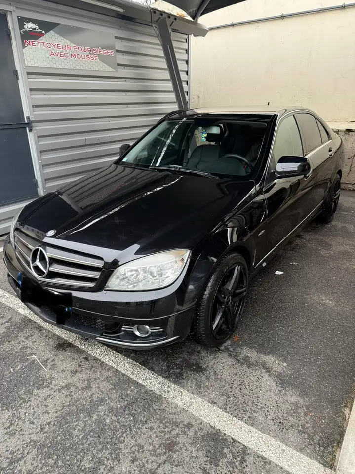 Mercedes-Benz C 220