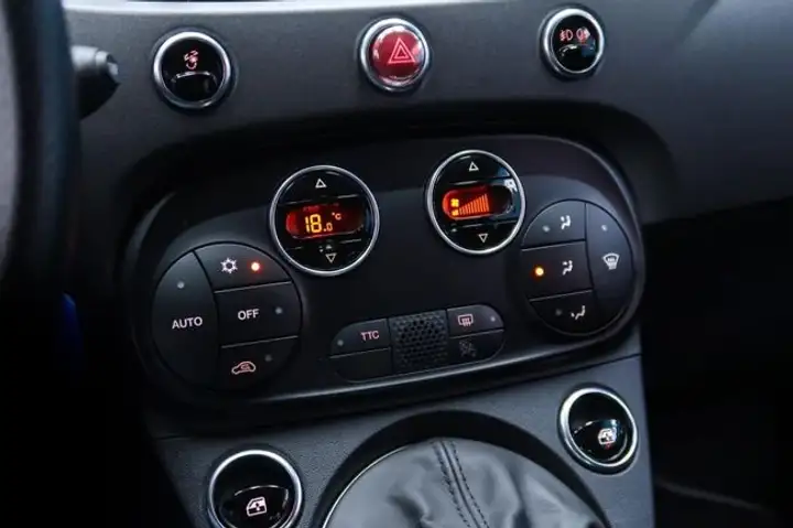Abarth 500 595 Competizione 1.4 16v T-Jet E6D (2021) 2022, foto 39