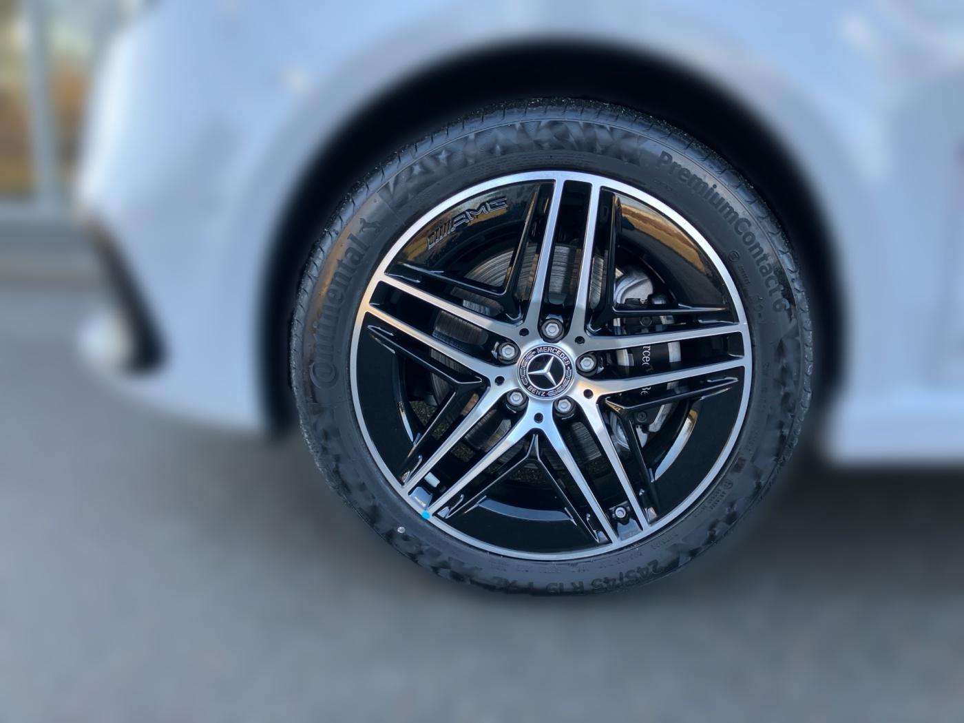 Mercedes-Benz V 300