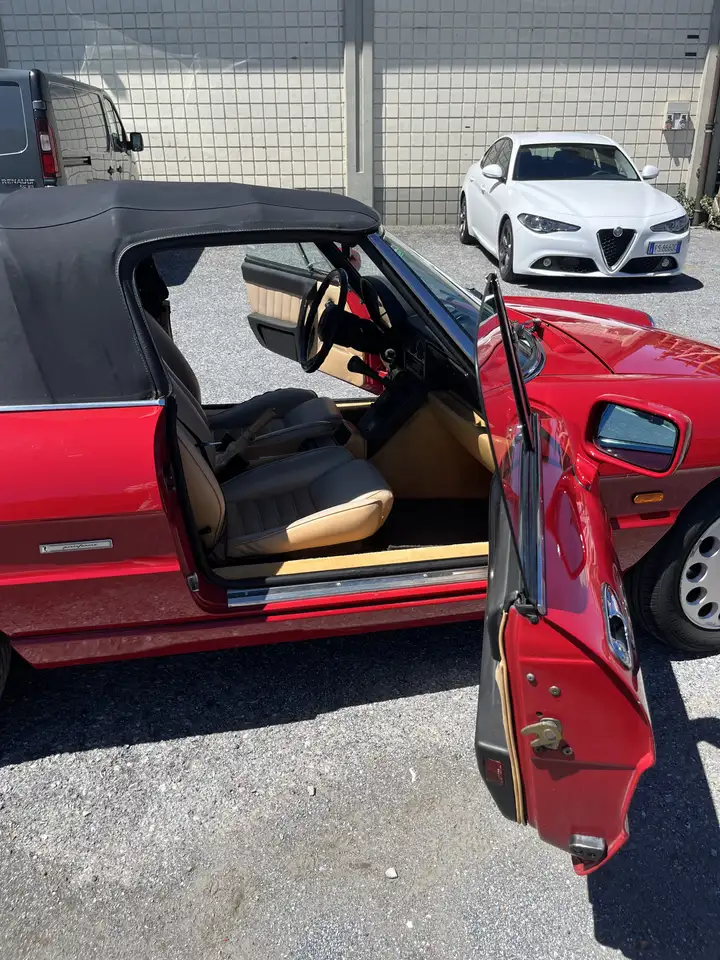 Alfa Romeo Spider 2.0 my90, foto 7